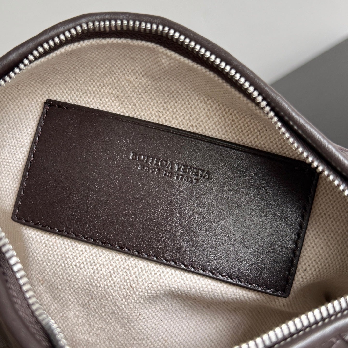 BV Traveler Phone Pouch Coffee Intrecciato Calfskin