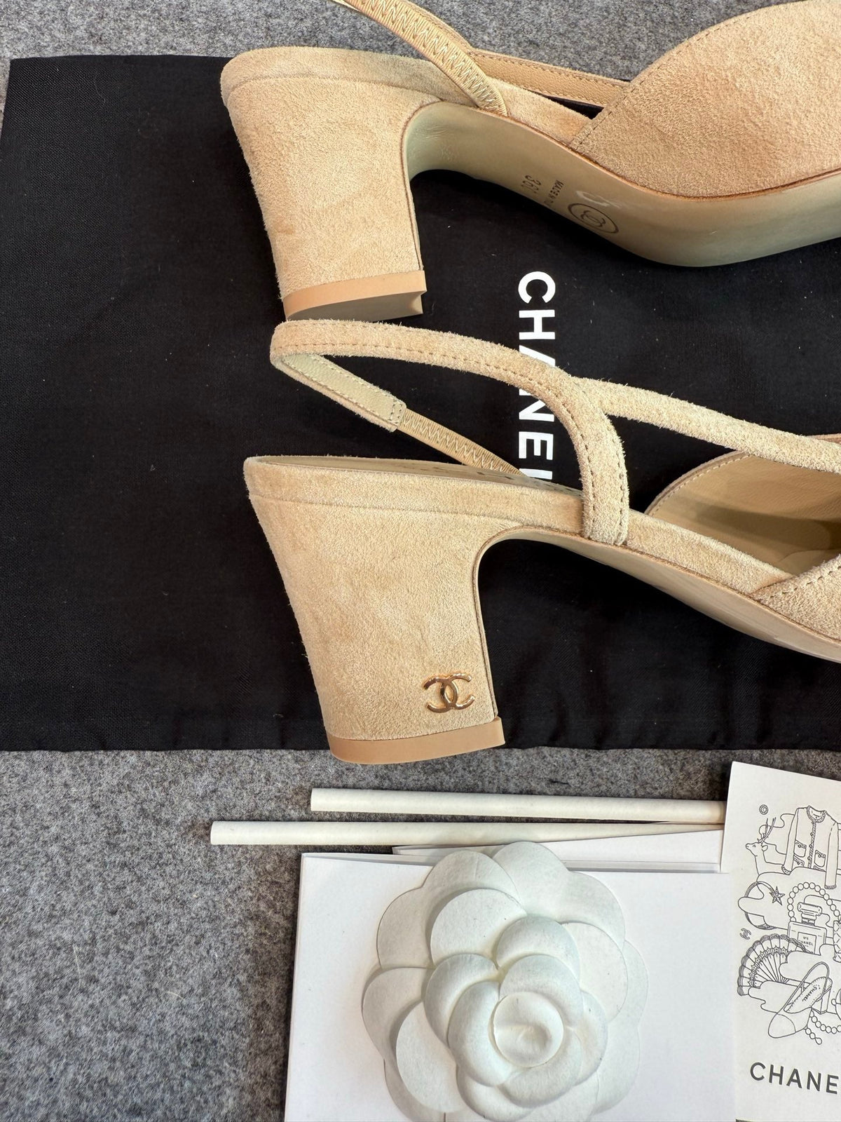 CC 26S Slingback Pumps 6.5cm Beige Suede Patent 118950