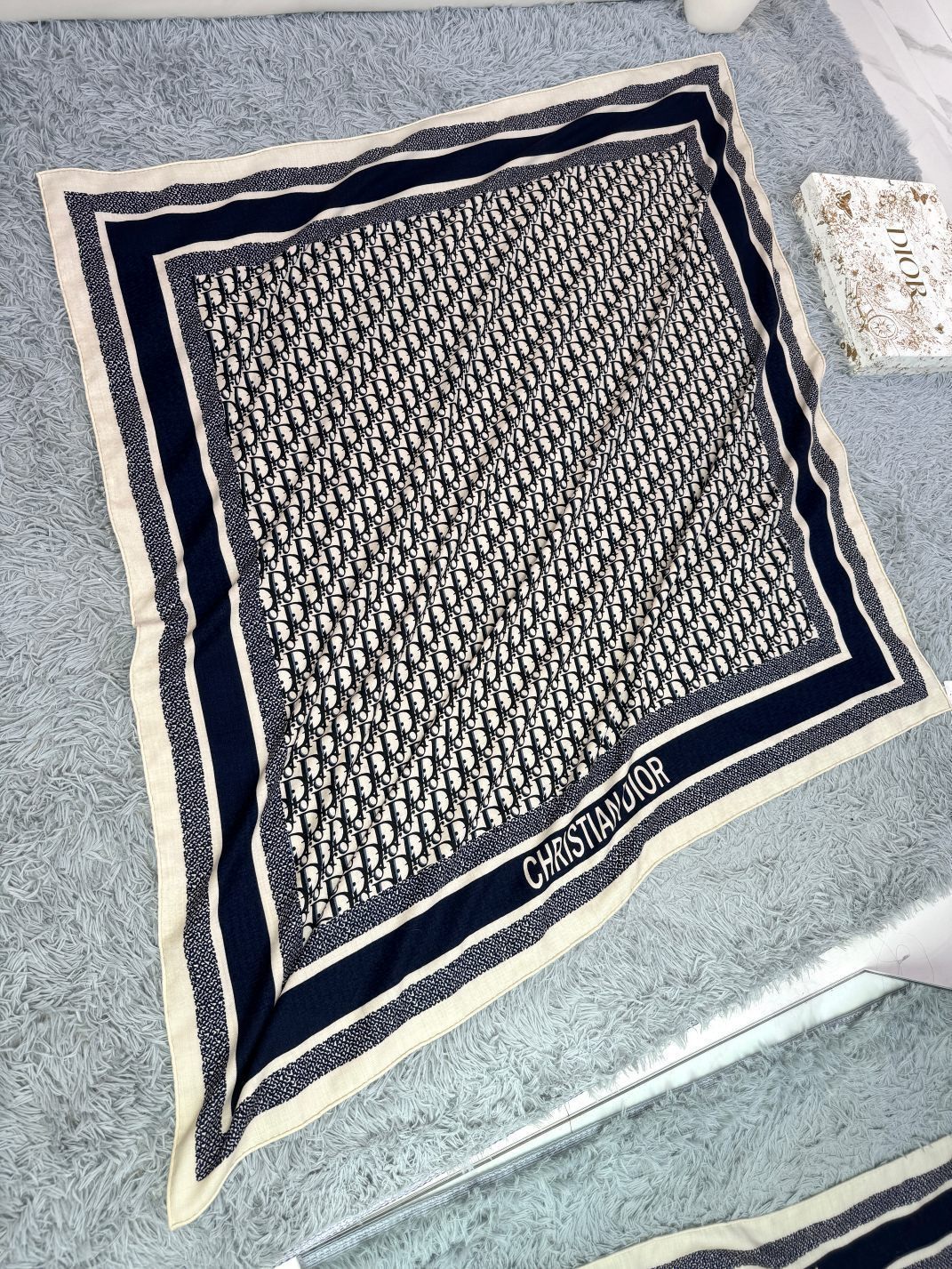 Dior 26s Scarf 140cm Silk & Cashmere 304567