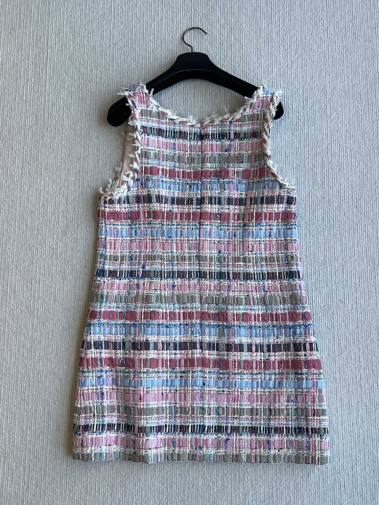 CC 25SS V-neck Vest Dress with Hand-Woven Tassel Ribbons Colorful 277225
