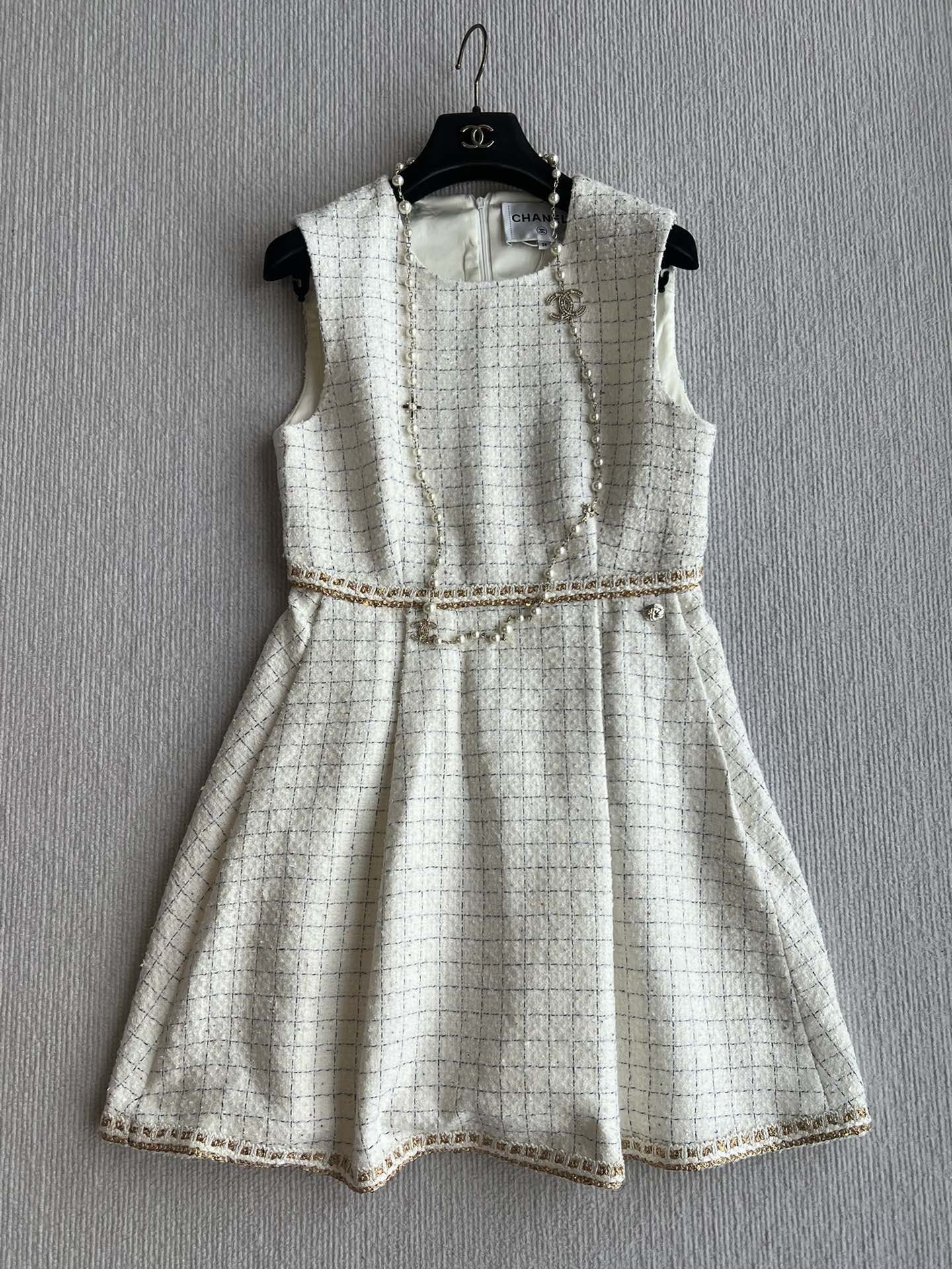 CC 25 Dress White Linen 300131
