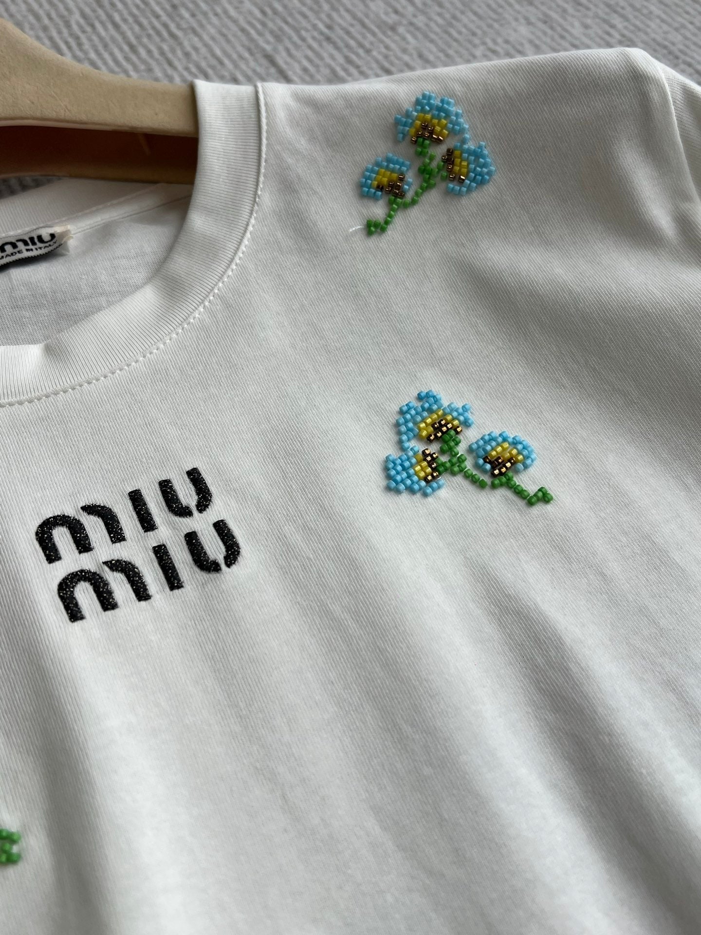 Miu Miu Short Sleeve Embroidered Floral T-Shirt White Cotton 372627