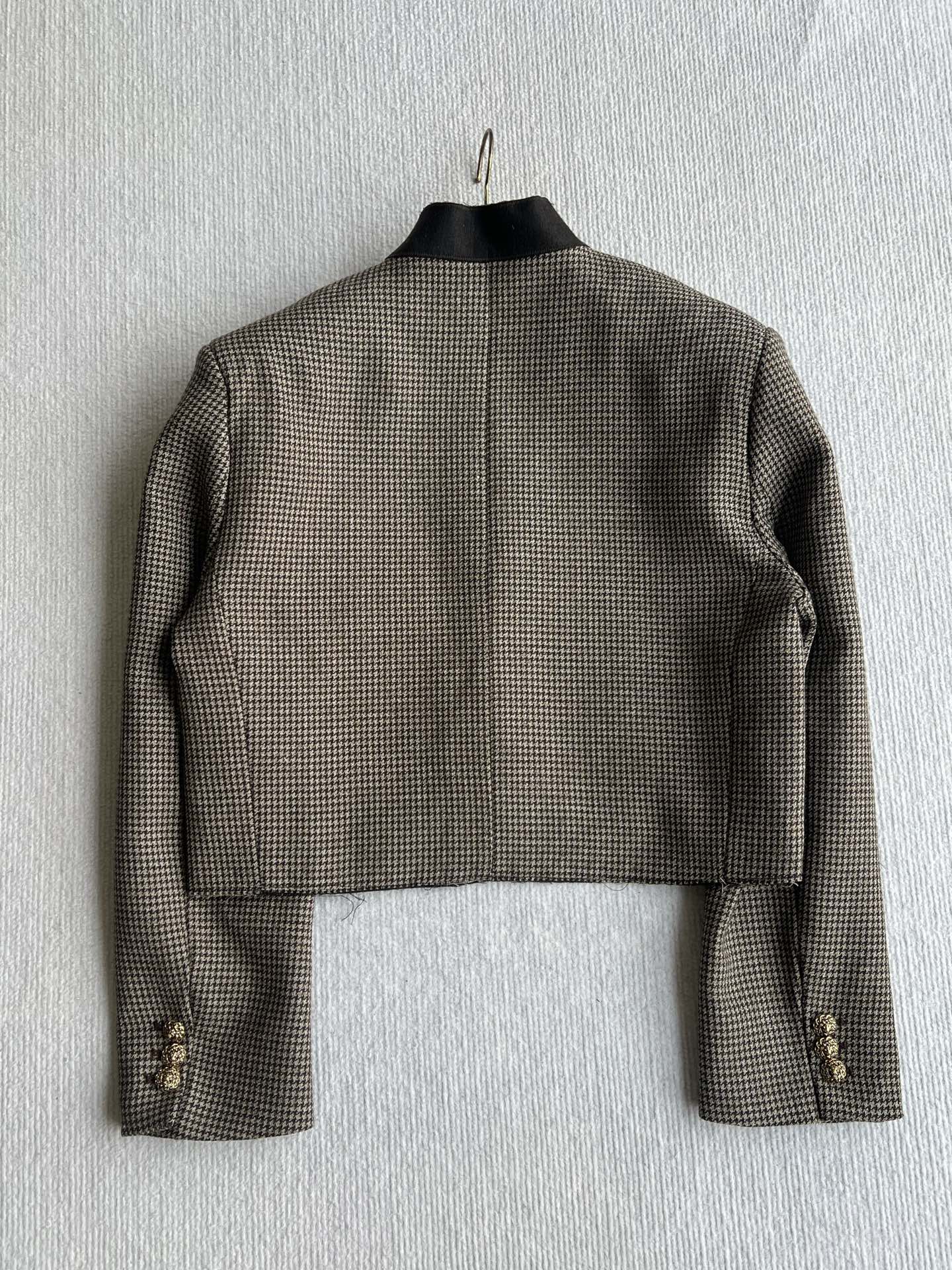 CC 26s Suit Deep Taupe Cream Tweed 401206