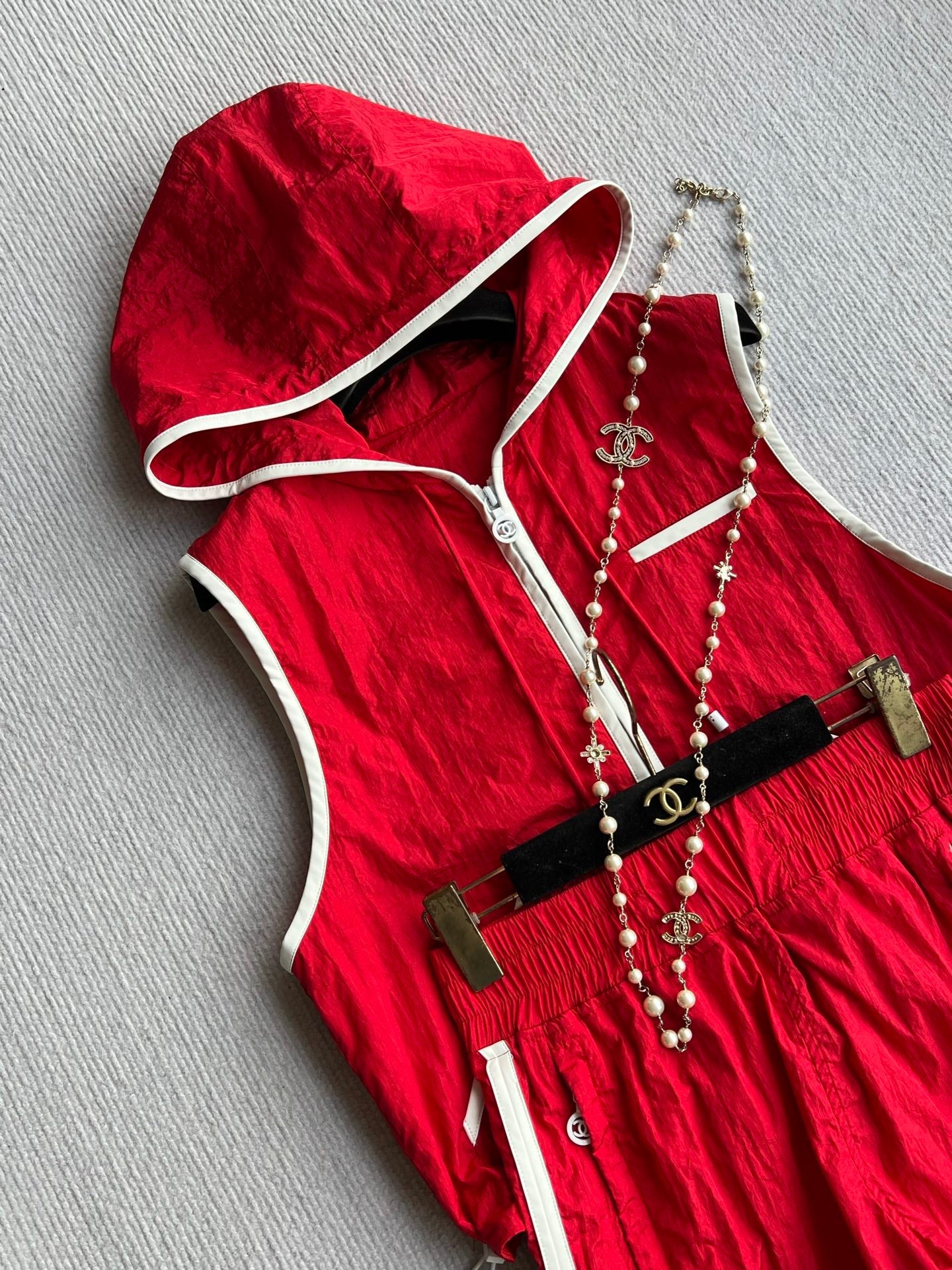 CC 26s Hooded Vest Jacket Red Polyester 405076