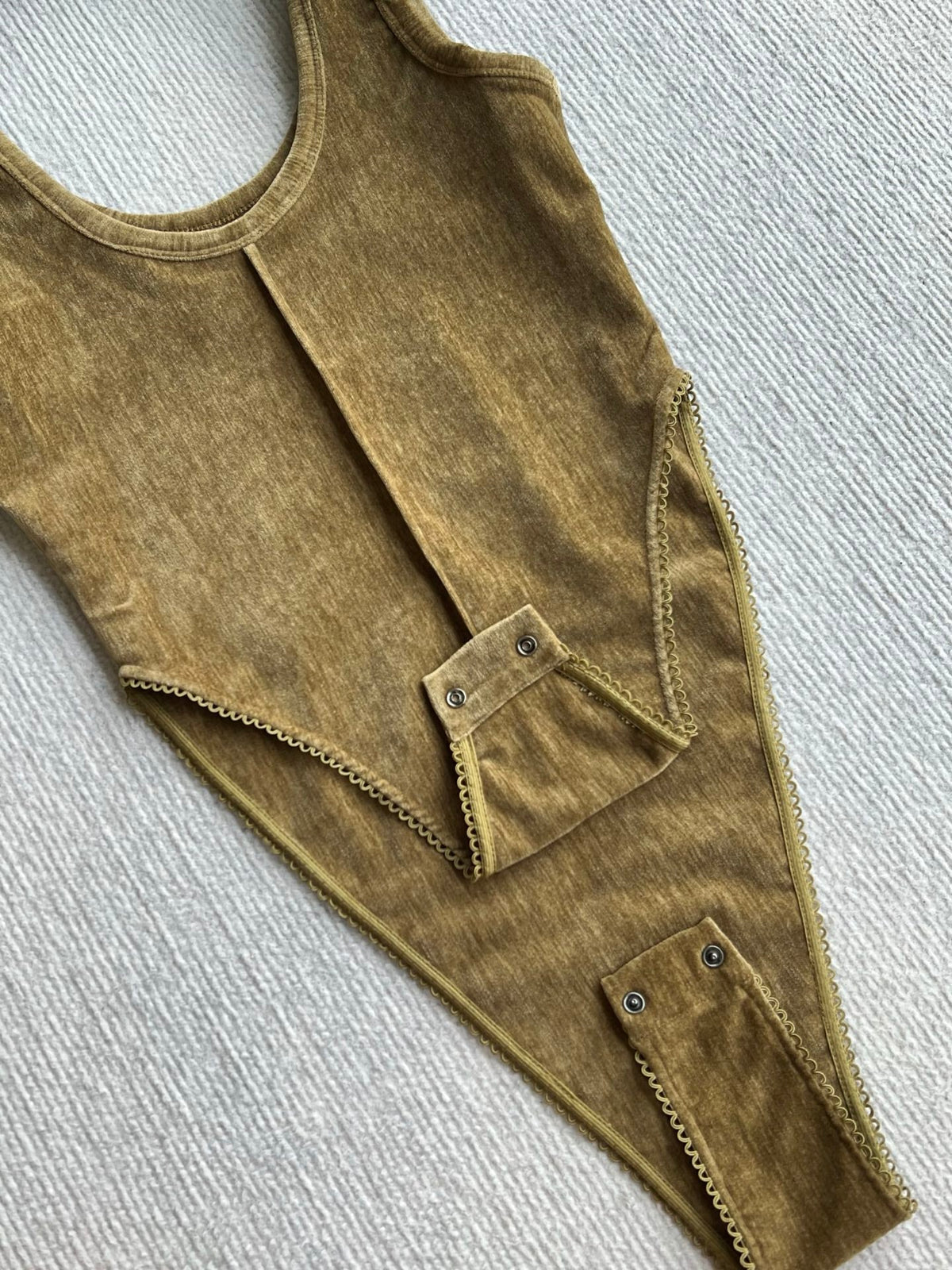 YSL 26s Scoop Neck Bodysuit Olive Green Velvet 434523
