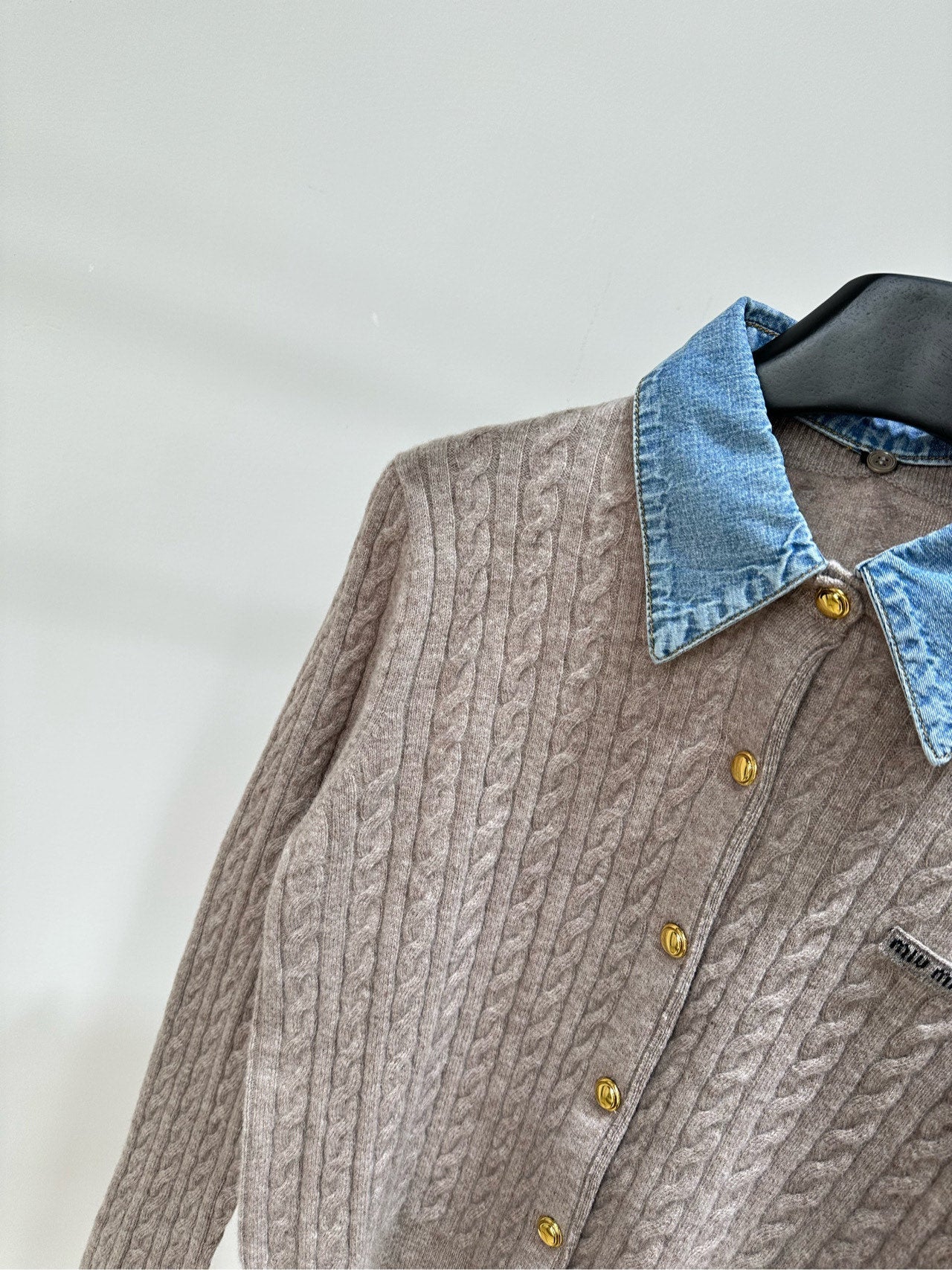 Miu 26s Cable Knit Long-Sleeve Cardigan with Denim Collar Oatmeal Wool 417183