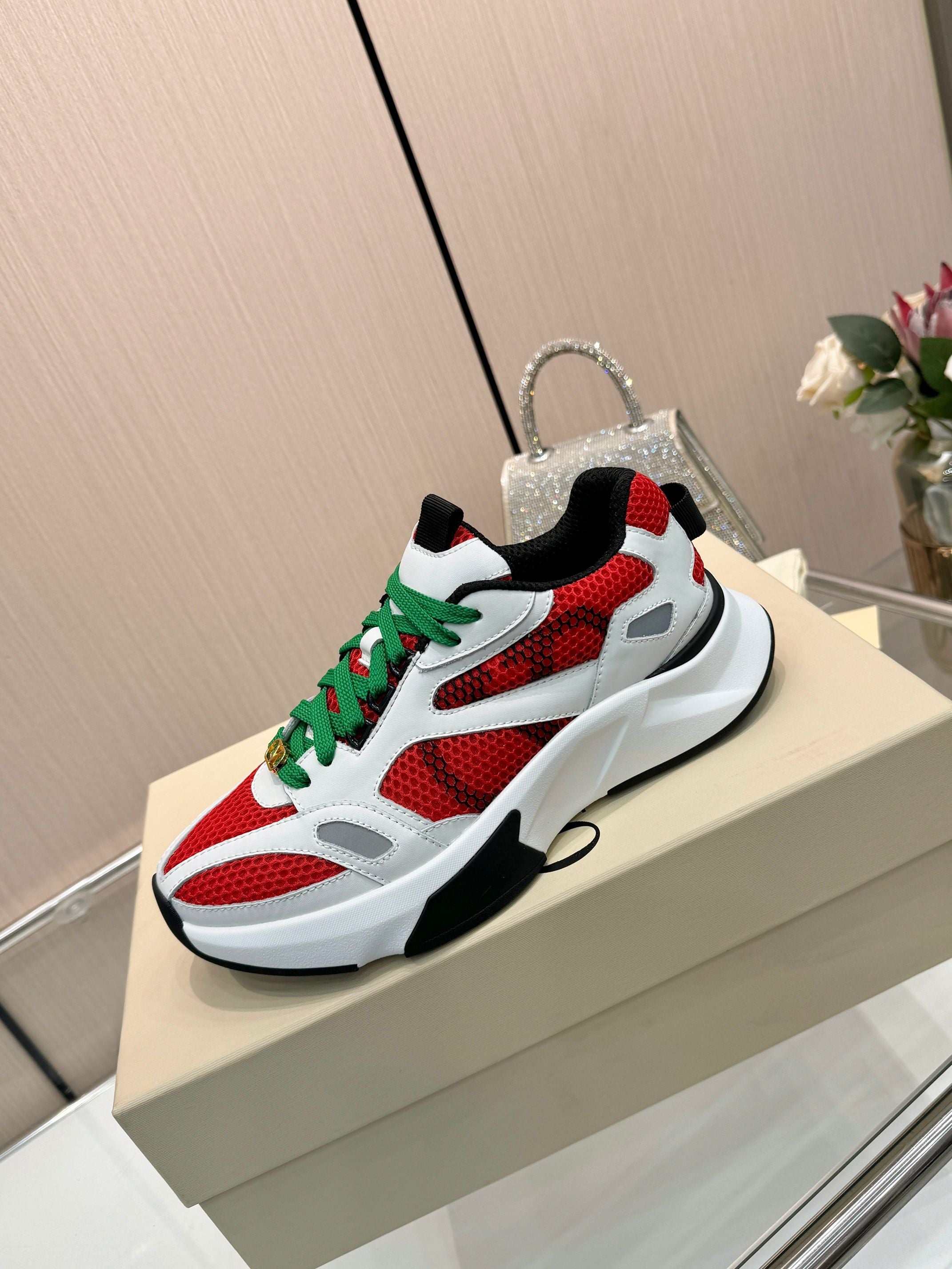 VT 26s Demivee Signature Sneakers White Red Mesh 943076