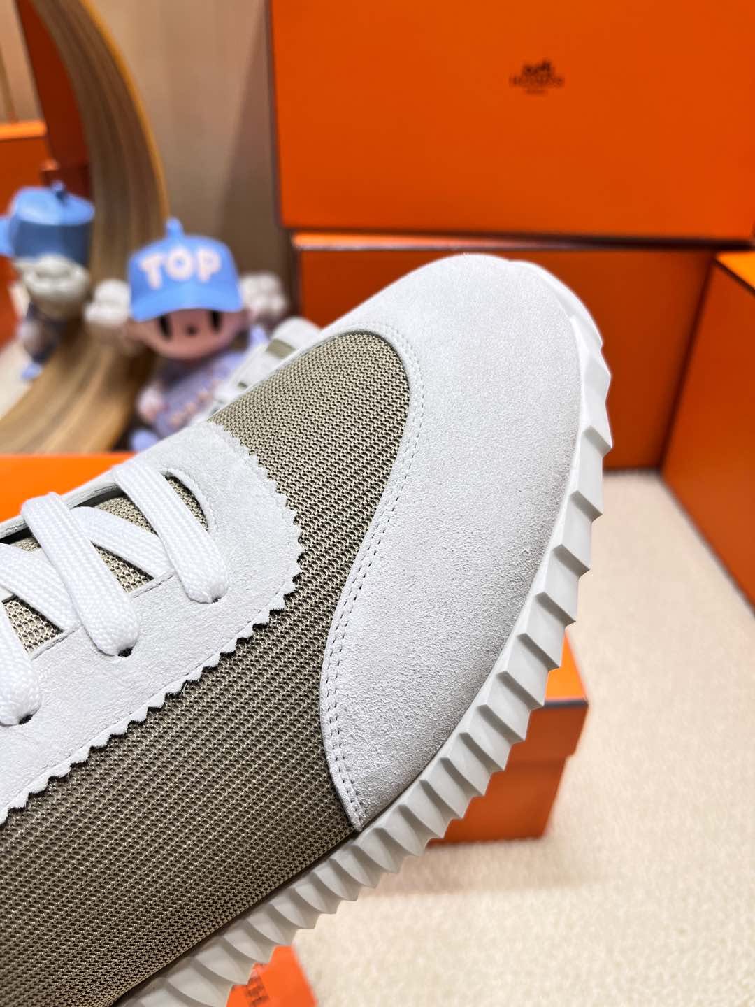 HM Bouncing Sneaker Matcha Grey Fabric with Suede 206304