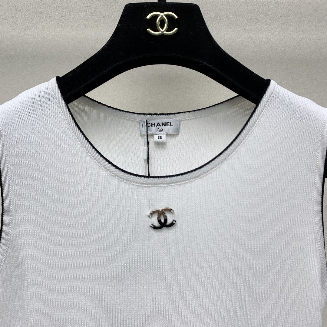 CC 25 Round Neck Knitted Embroidered Logo Vest Dress in White  277584