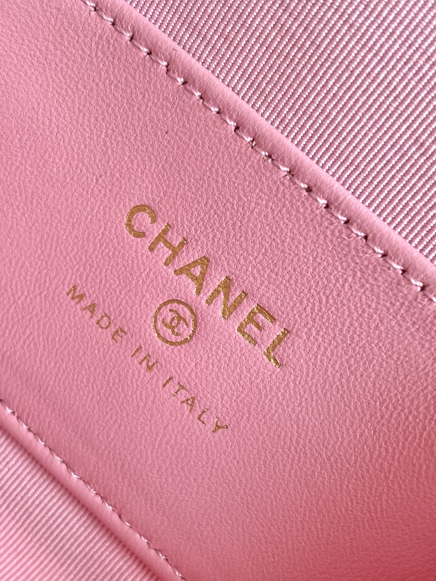 CC MINI 13 CLUTCH WITH STRAP IN LIGHT PINK LAMBSKIN ATTACH BOW