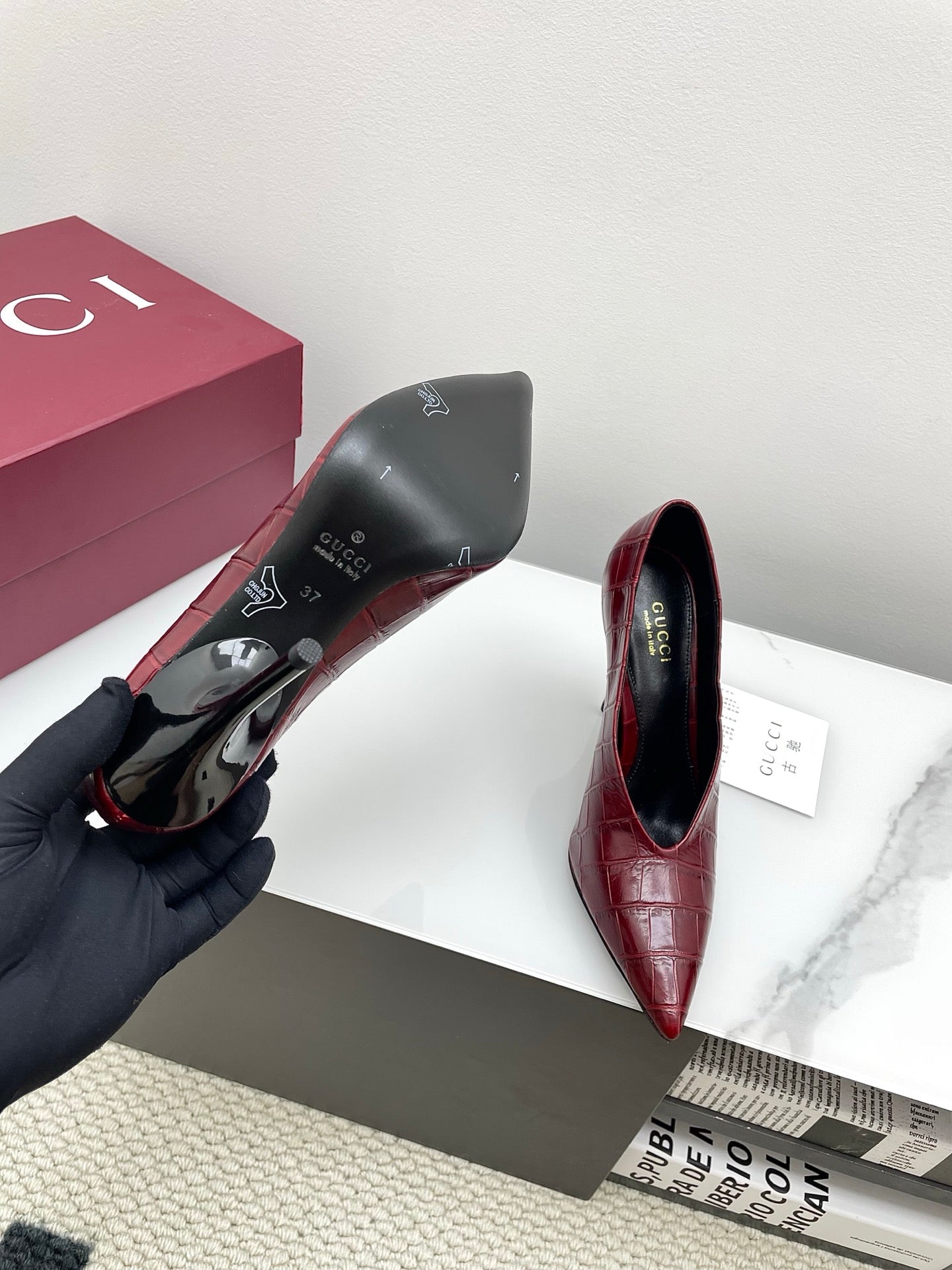 GG 25Ss Crocodile Pattern Pointed Toe High Heels Burgundy Leather 511496