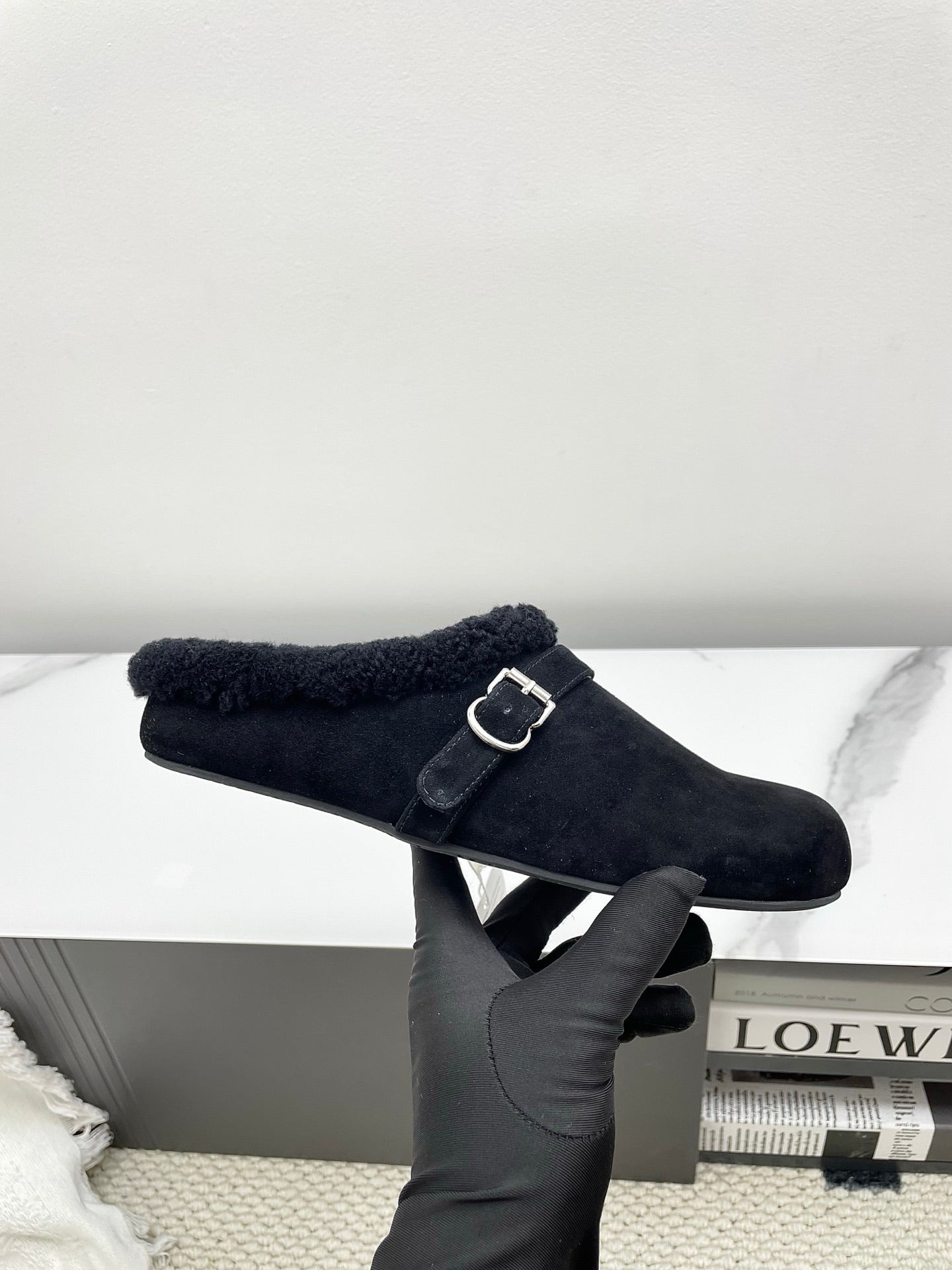 Alaia 26s Mule In Black Suede And Wool