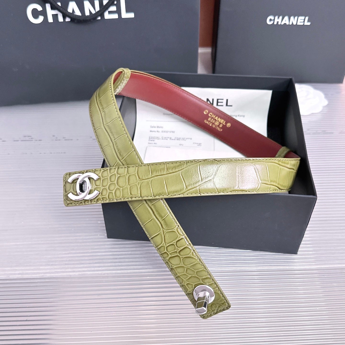 CC Fall Winter 2026 3cm Belt Khaki Gold Crocodile-Embossed Leather