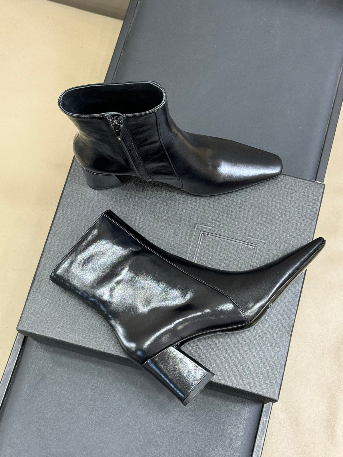 YSL 26s Le Cassandre Boots Black Smooth Leather 157725