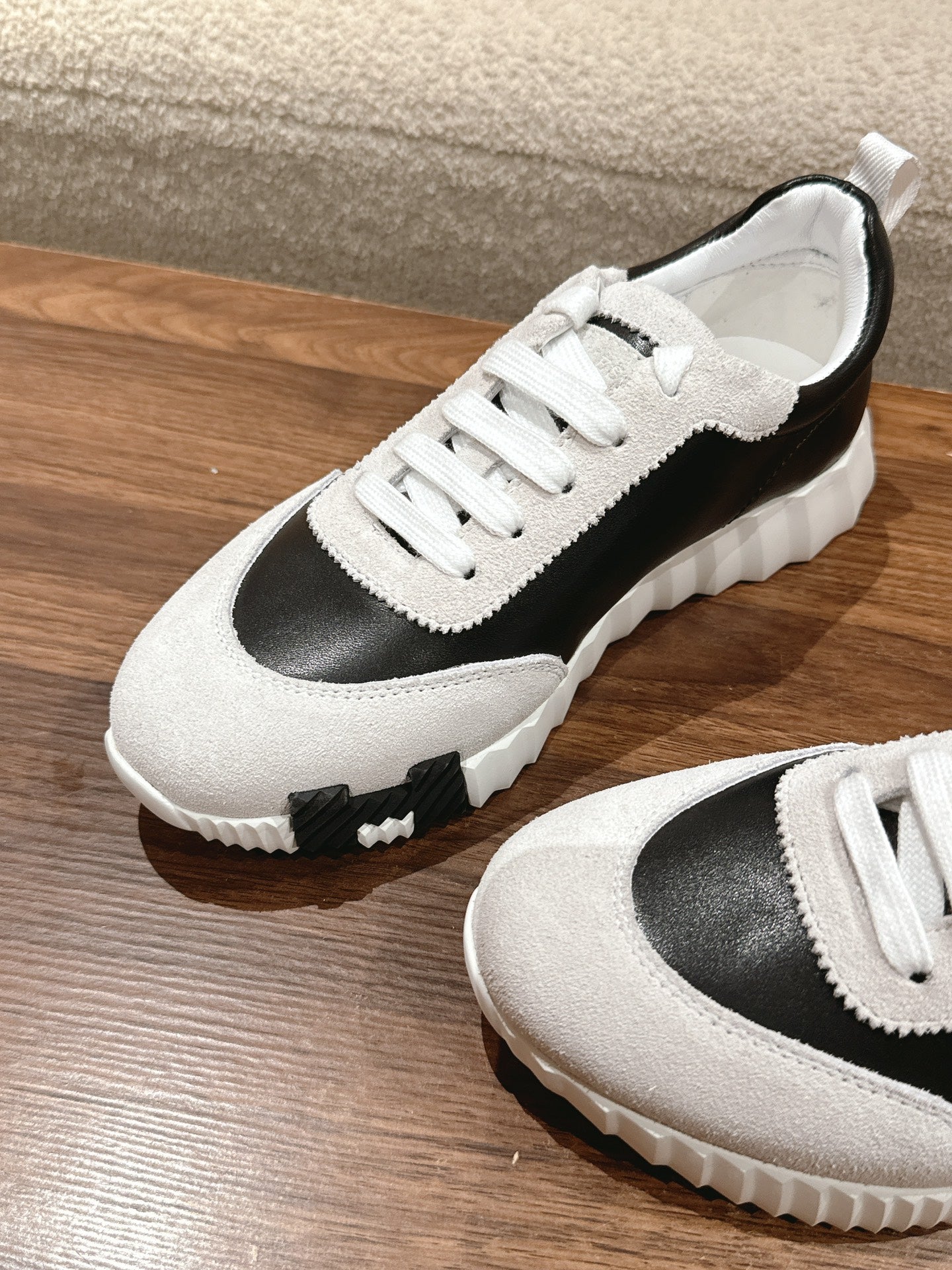 HM Mainland Sneaker In Pale Gray Suede And Black Calfskin