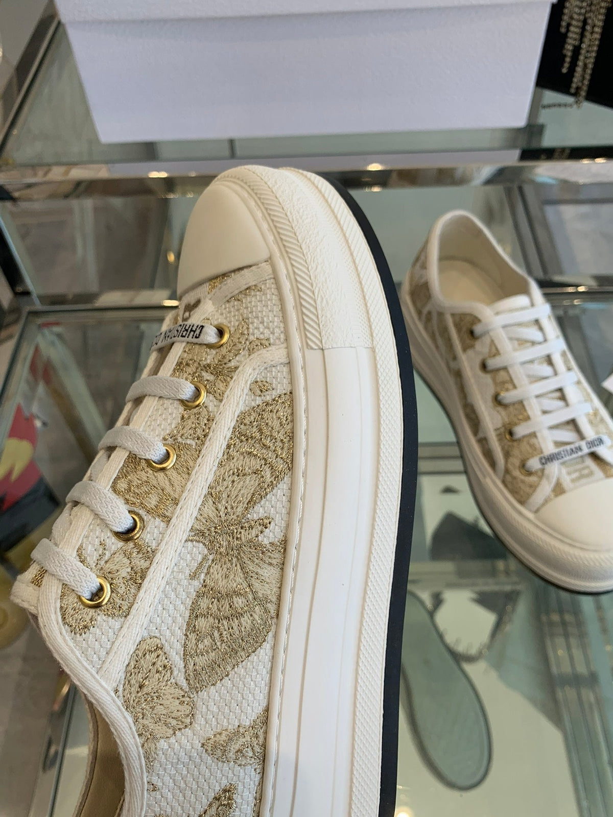 CD Walk'n Platform Sneaker In White-Gold Tone Embroidered Fabric