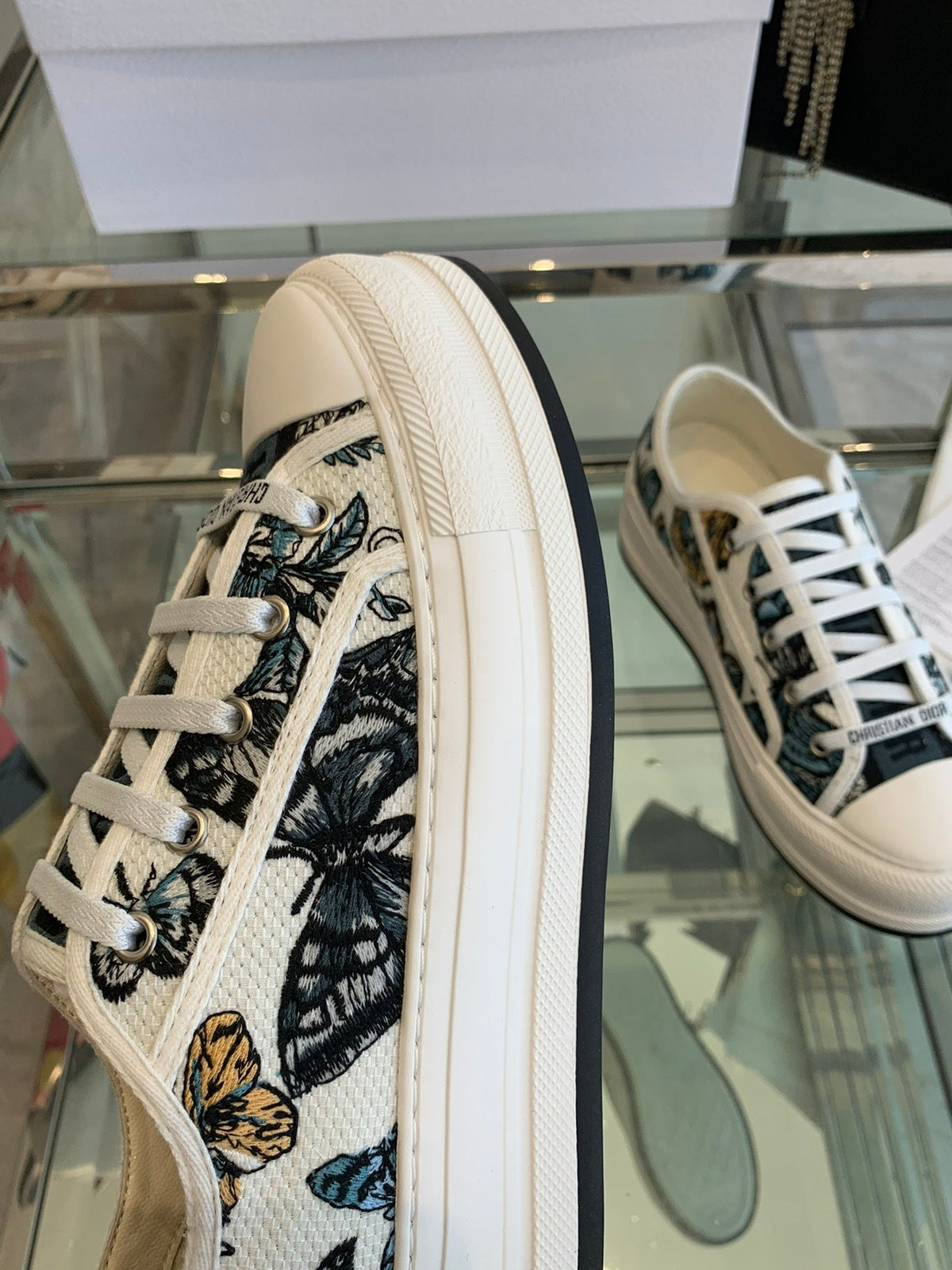 CD Walk'n Platform Sneaker In Colorful Embroidered Fabric