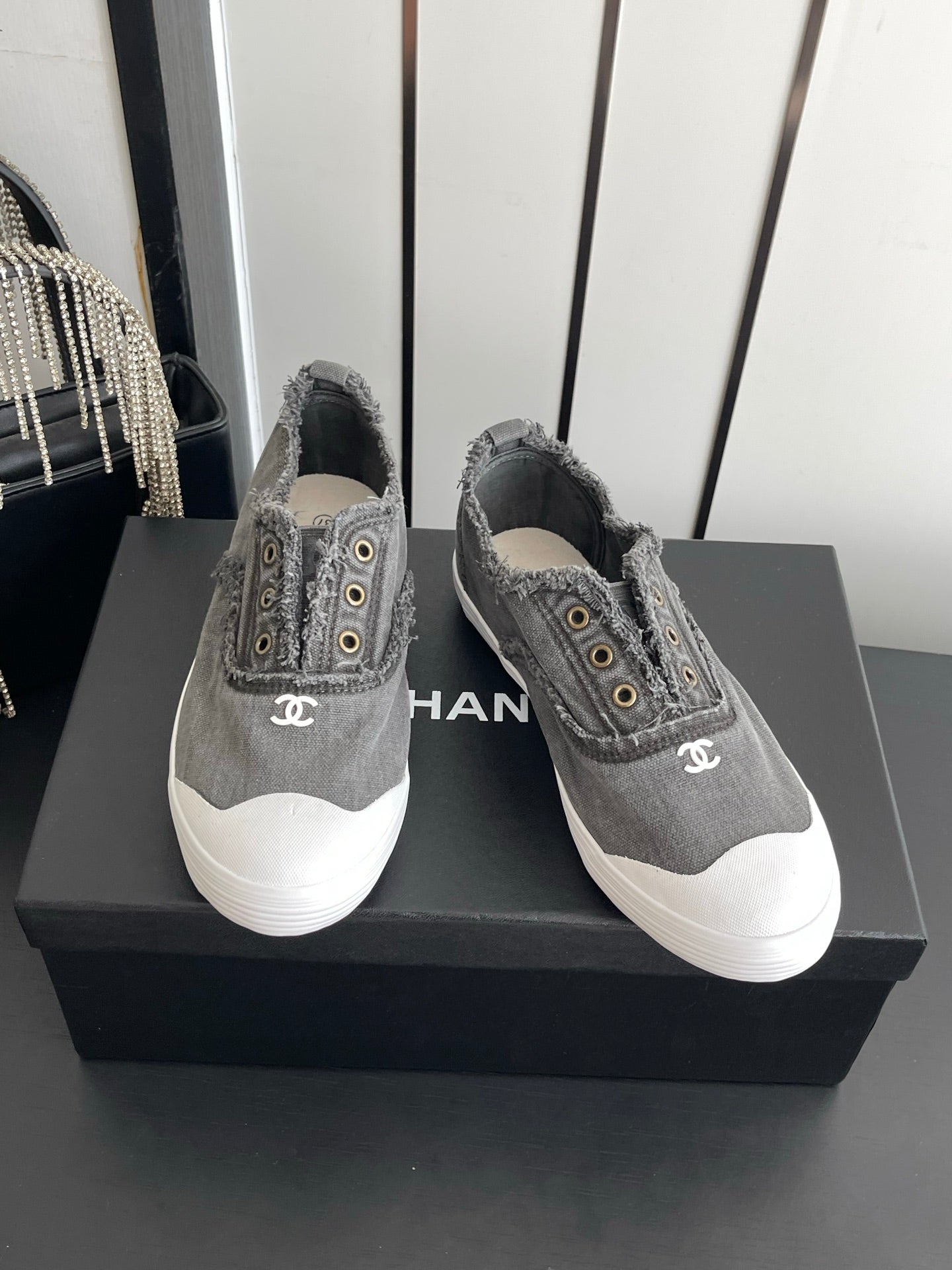 CC 26s Laceless Canvas Sneakers Dark Grey Canvas 945155