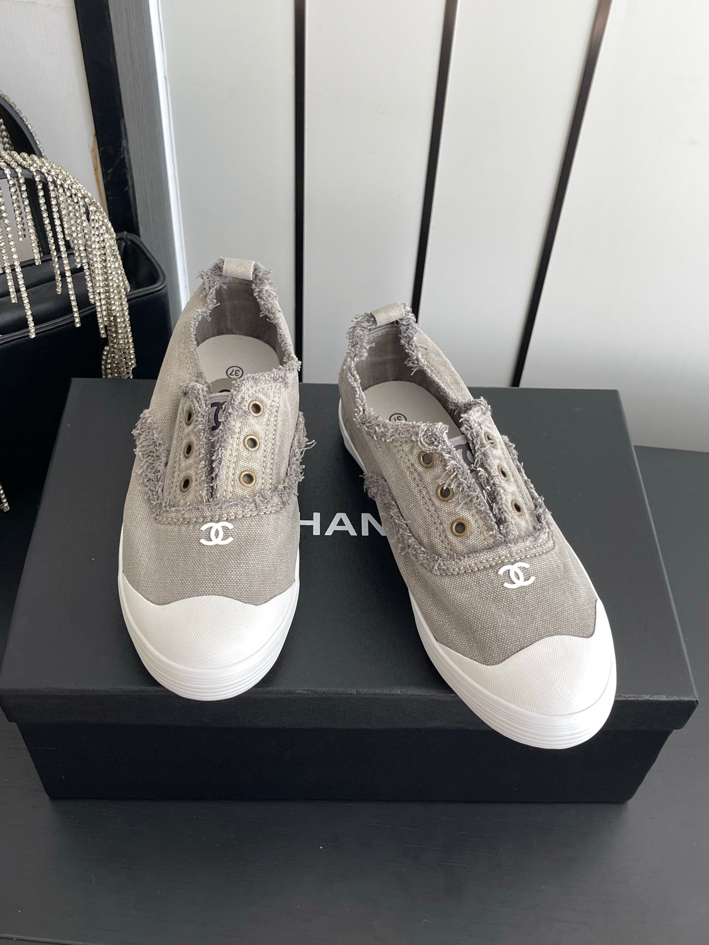 CC 26s Laceless Canvas Sneakers Grey Canvas 945156