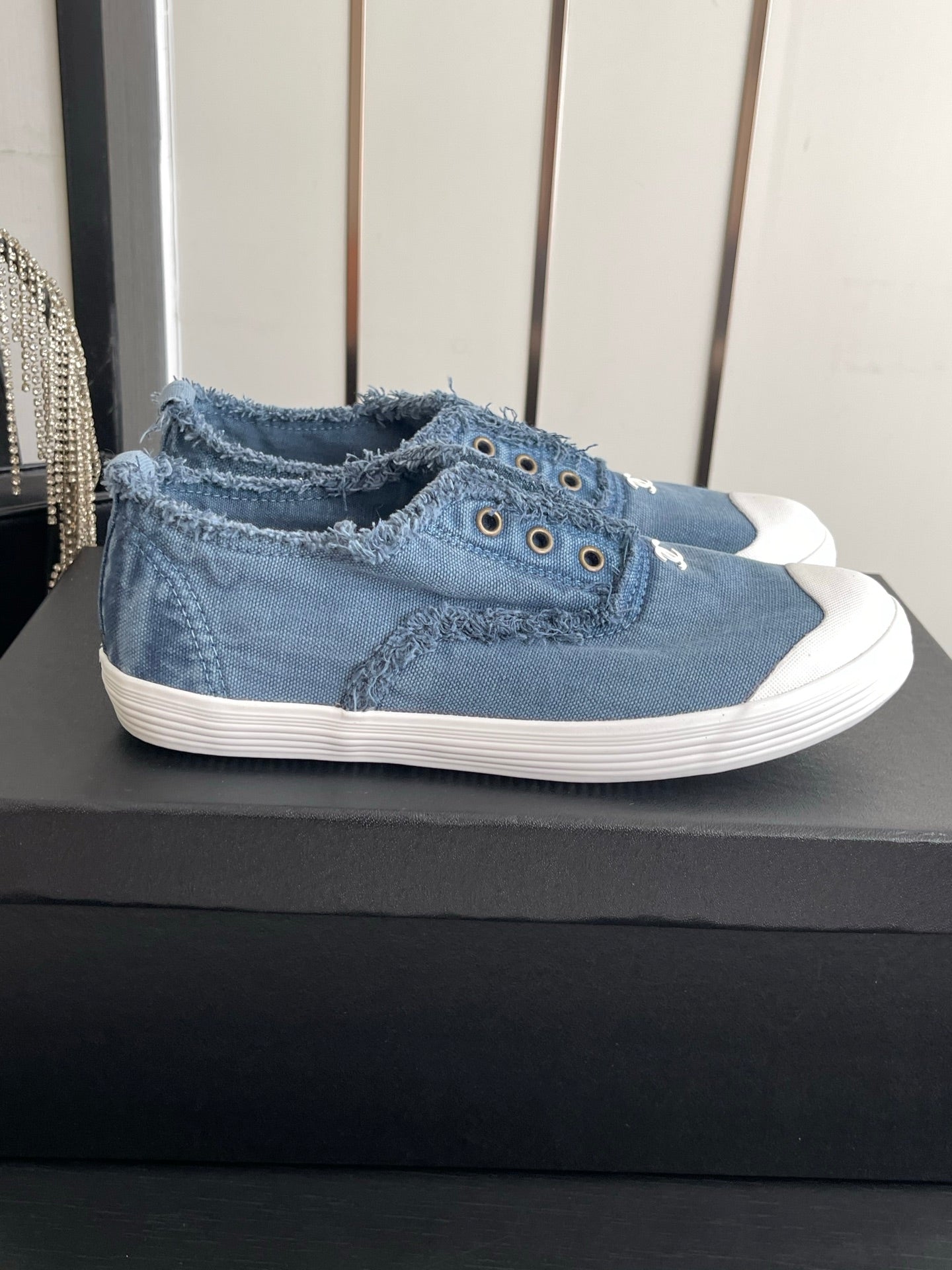 CC 26s Laceless Canvas Sneakers Blue Canvas 945157
