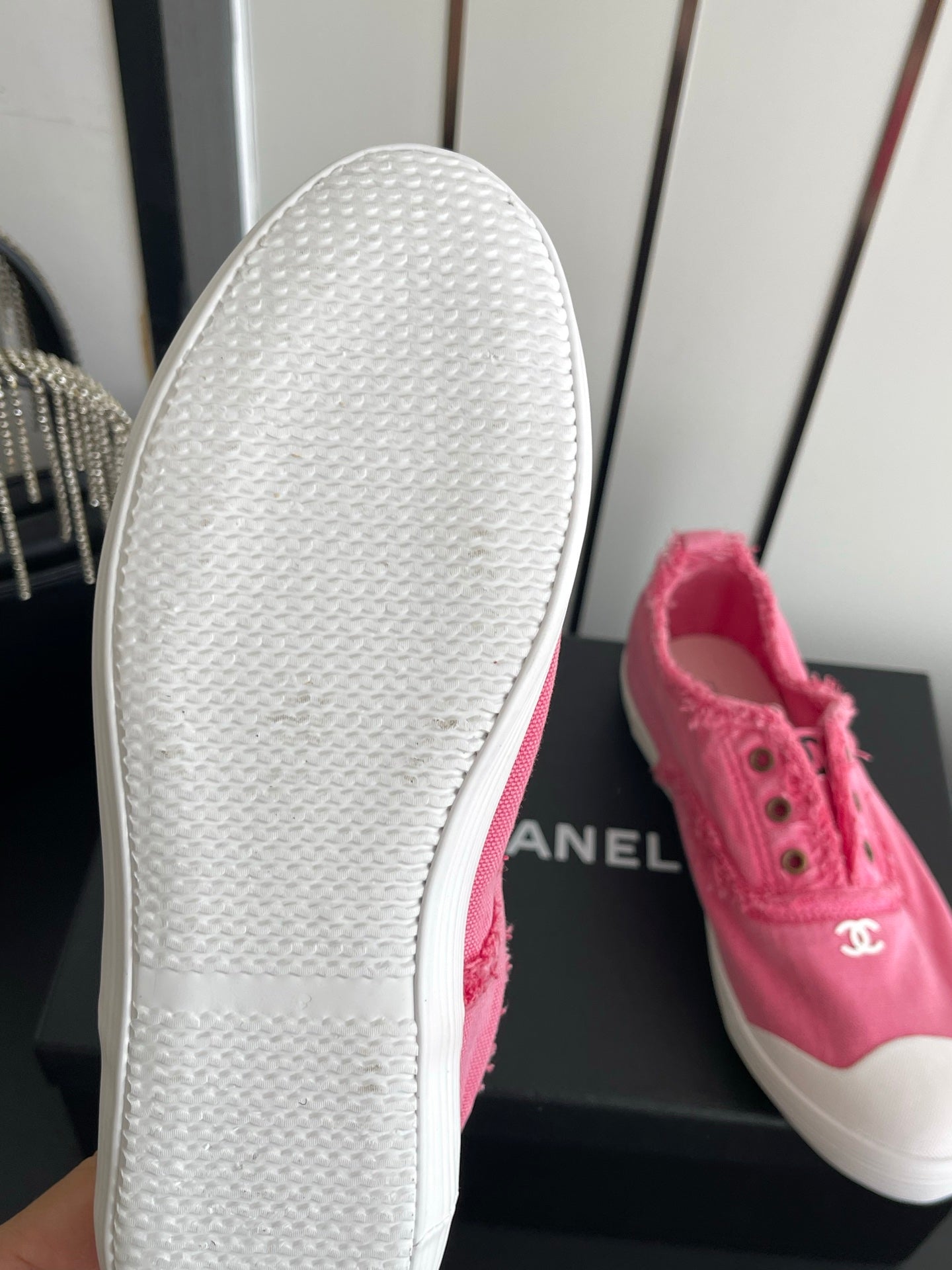 CC 26s Laceless Canvas Sneakers Pink Canvas 945158