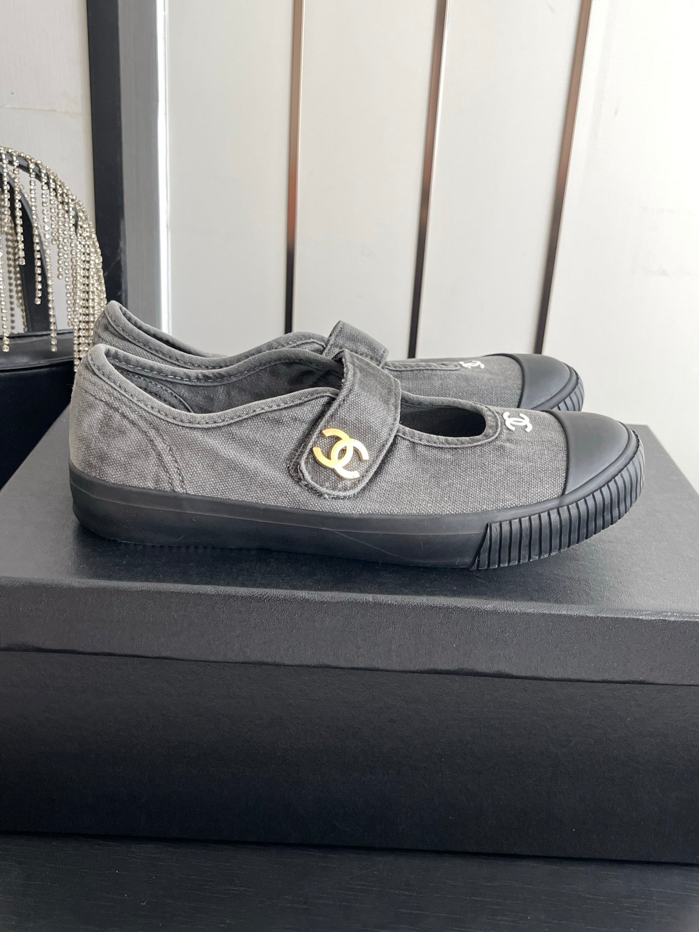 CC 26s Mary Jane Sneakers Grey Canvas 945160