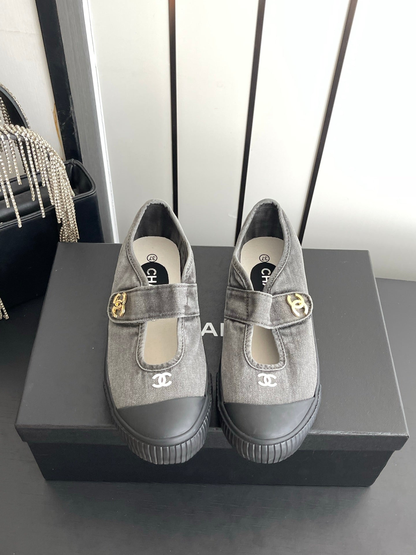 CC 26s Mary Jane Sneakers Grey Canvas 945160