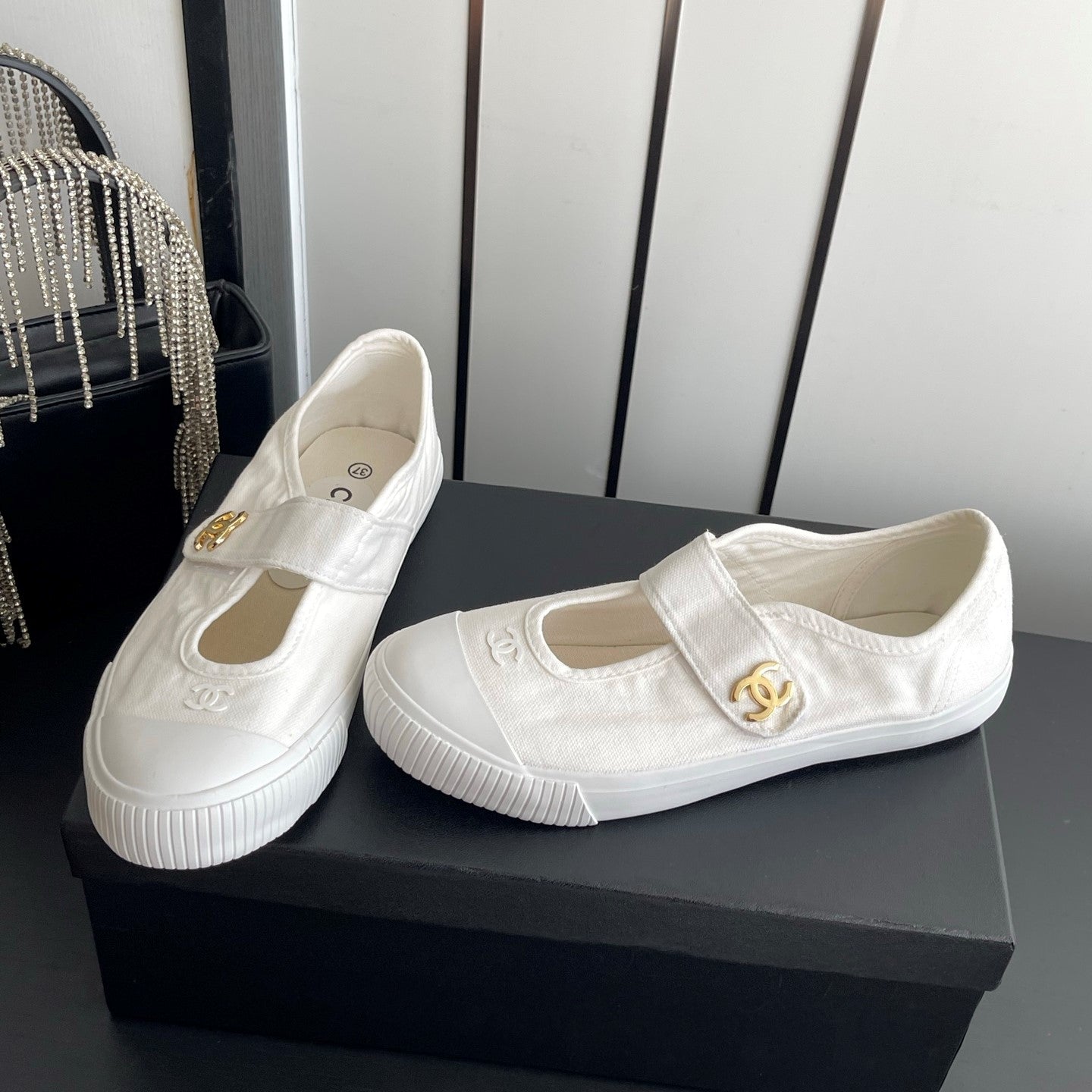 CC 26s Mary Jane Sneakers White Canvas 945162