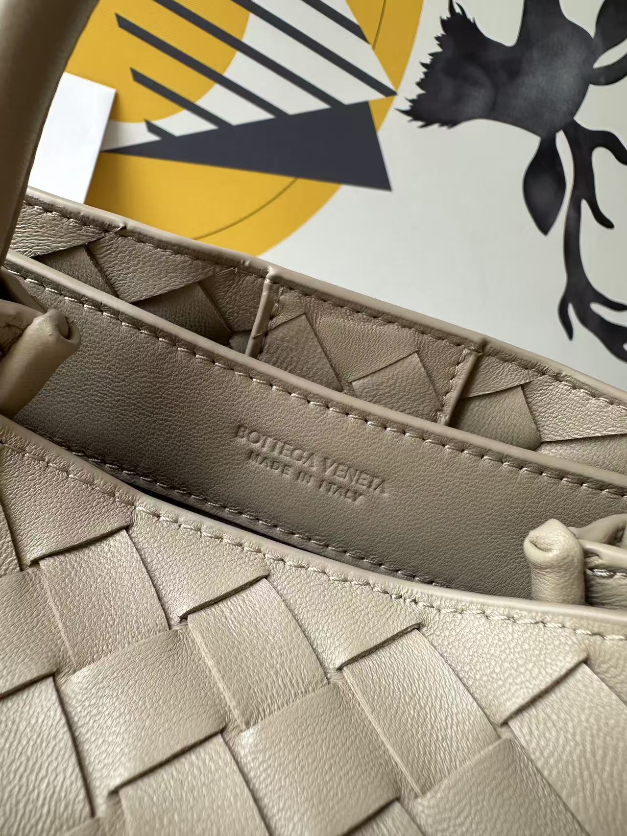 BV Small Andiamo Bag 20cm Light Taupe Intrecciato Leather 291448