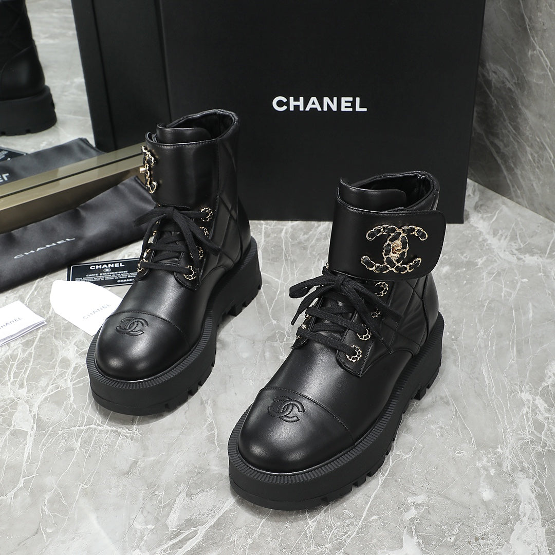 CC Interlocking Logo Combat Boots Full Black Quilted Lambskin 432654