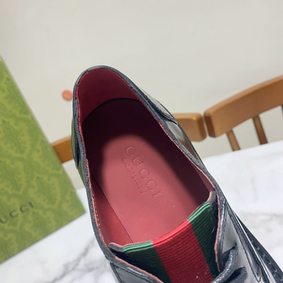 GG 26s Web Lug Sole Derbys Black Leather 106680