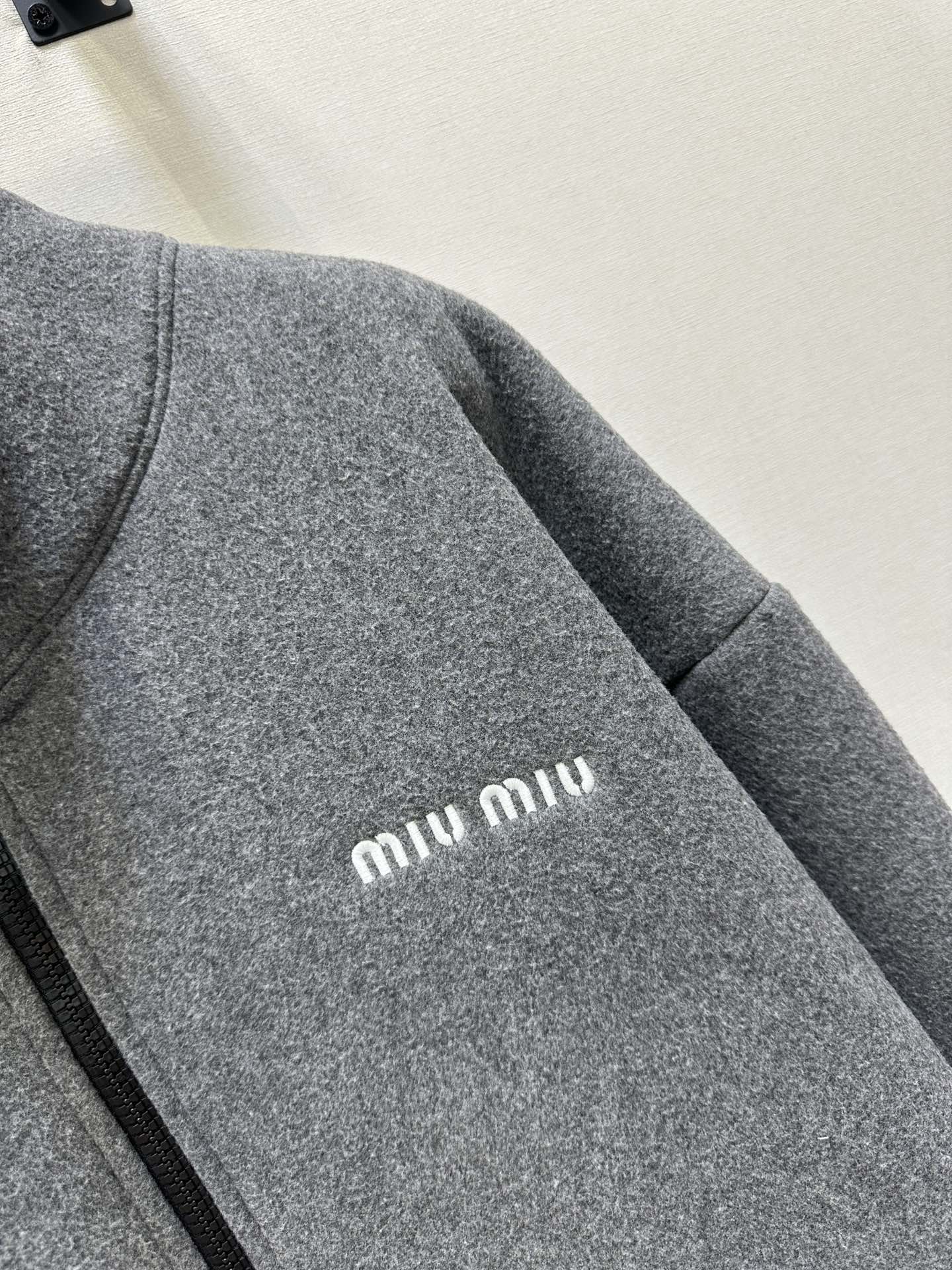 Miu Embroidered Fleece Hooded Zip-Up Jacket Dark Grey Cashmere 346110