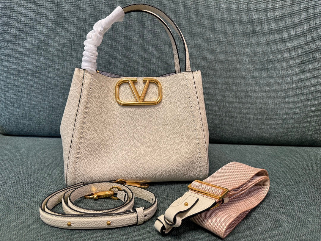 VALENTINO small handbag light beige calfskin 538532