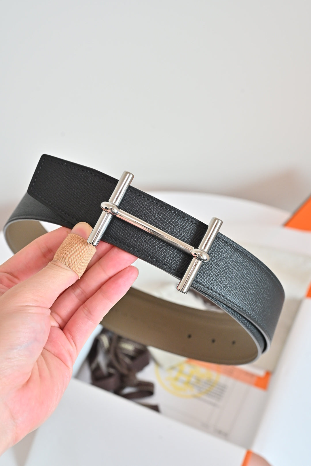 Hermes FW26 H au Carre Reversible Belt 38mm Togo Leather 219865