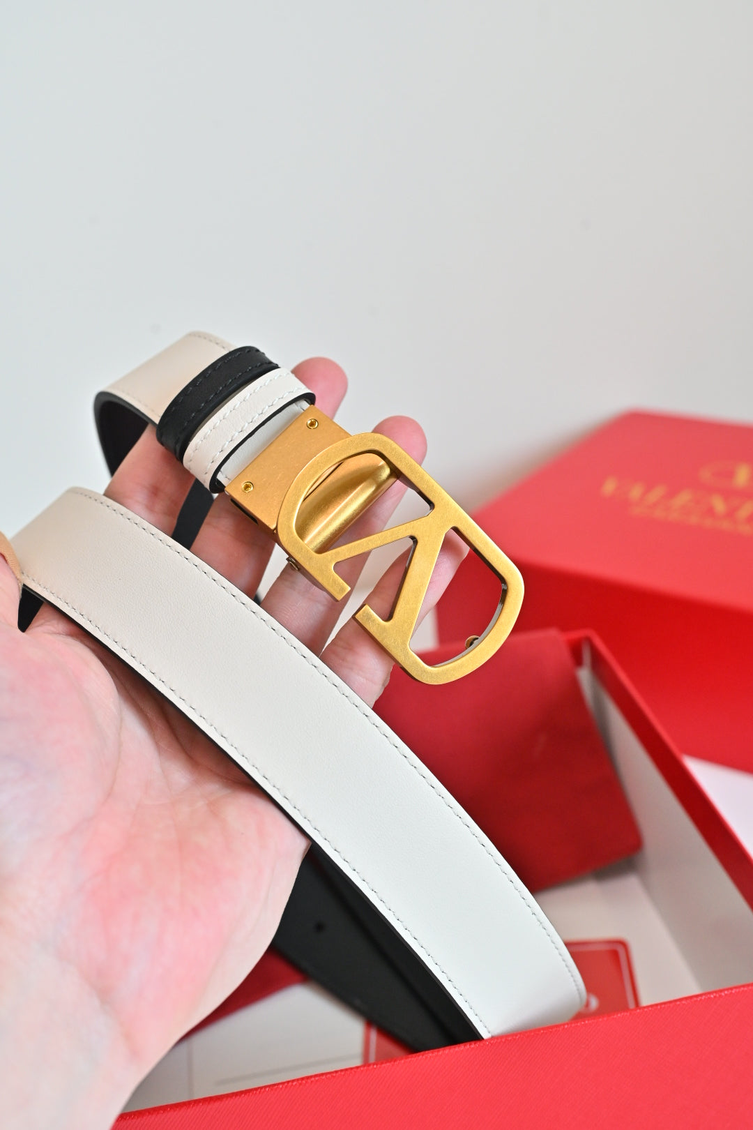 Valentino FW26 VLogo Reversible Belt 30mm Smooth Leather 219997