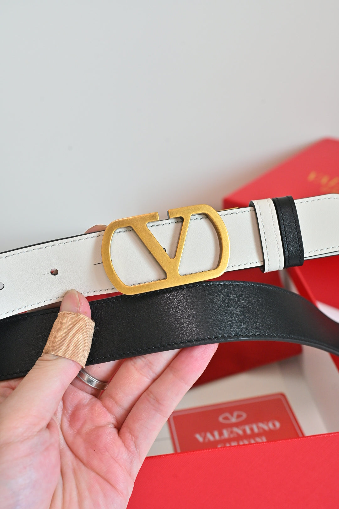 Valentino FW26 VLogo Reversible Belt 30mm Smooth Leather 219997