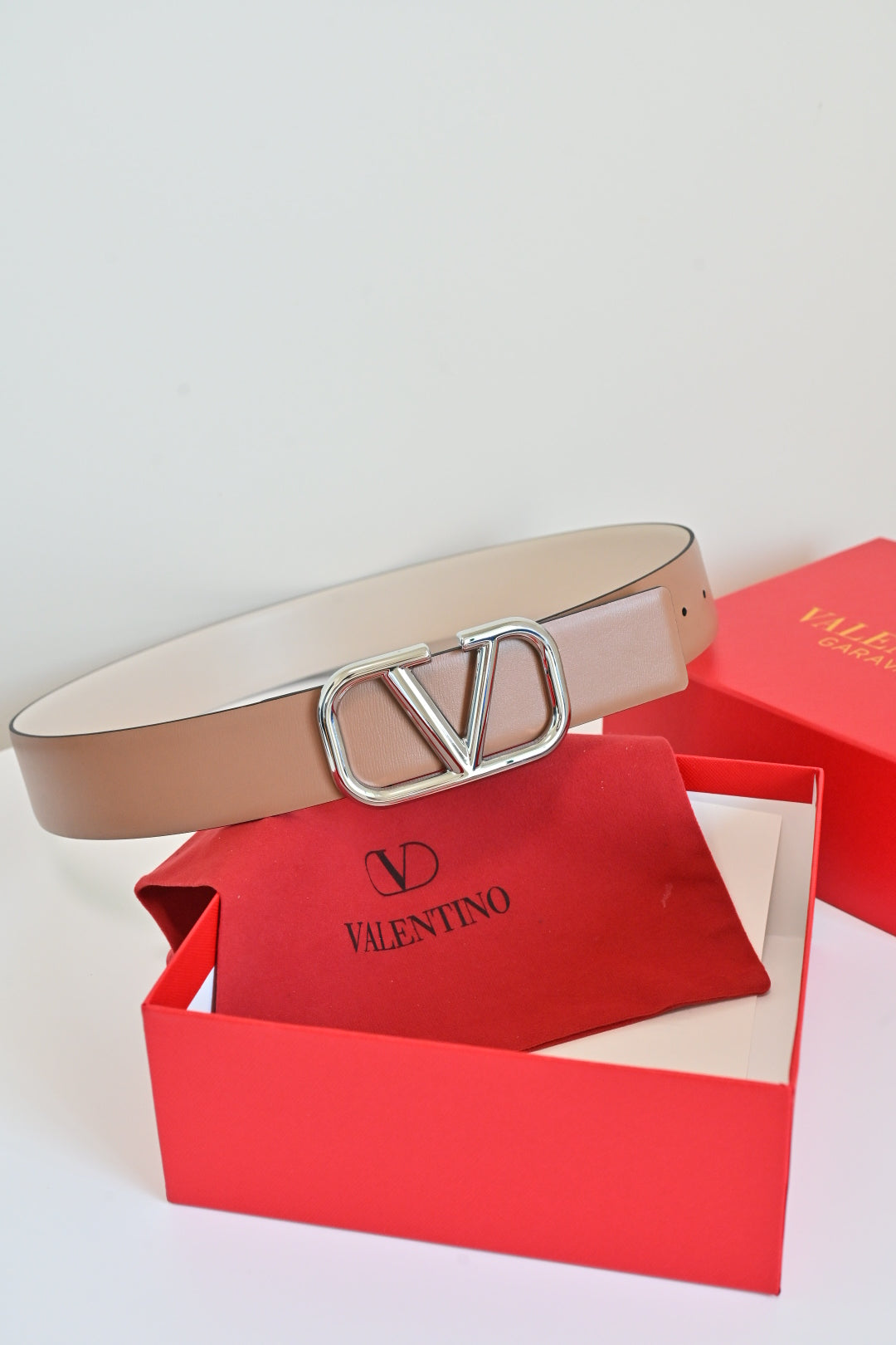 Valentino FW26 VLogo Reversible Belt 40mm Smooth Leather 219966
