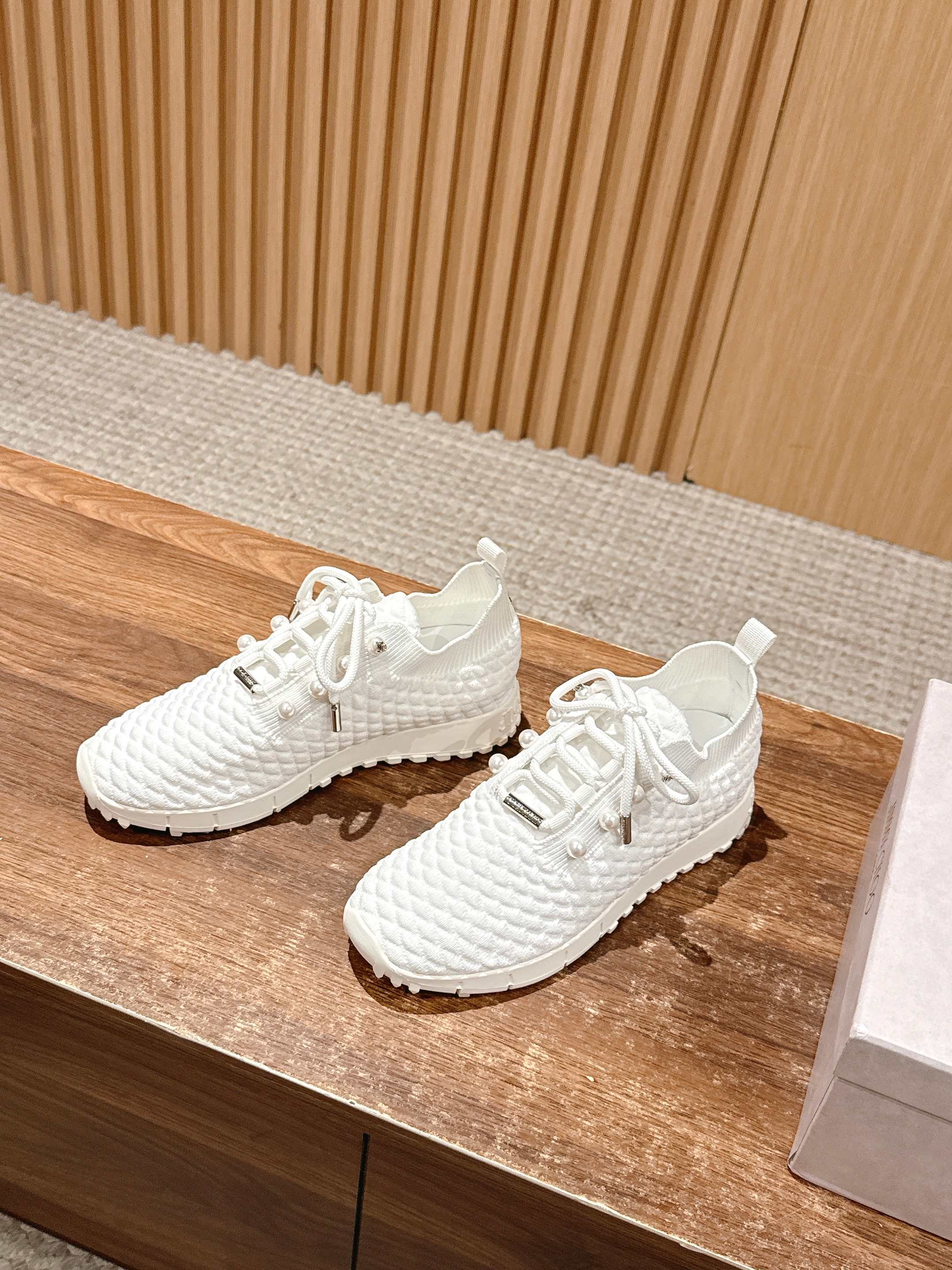 Jimmy Pearl - Embellished Sneakers White Textured Knit 400160