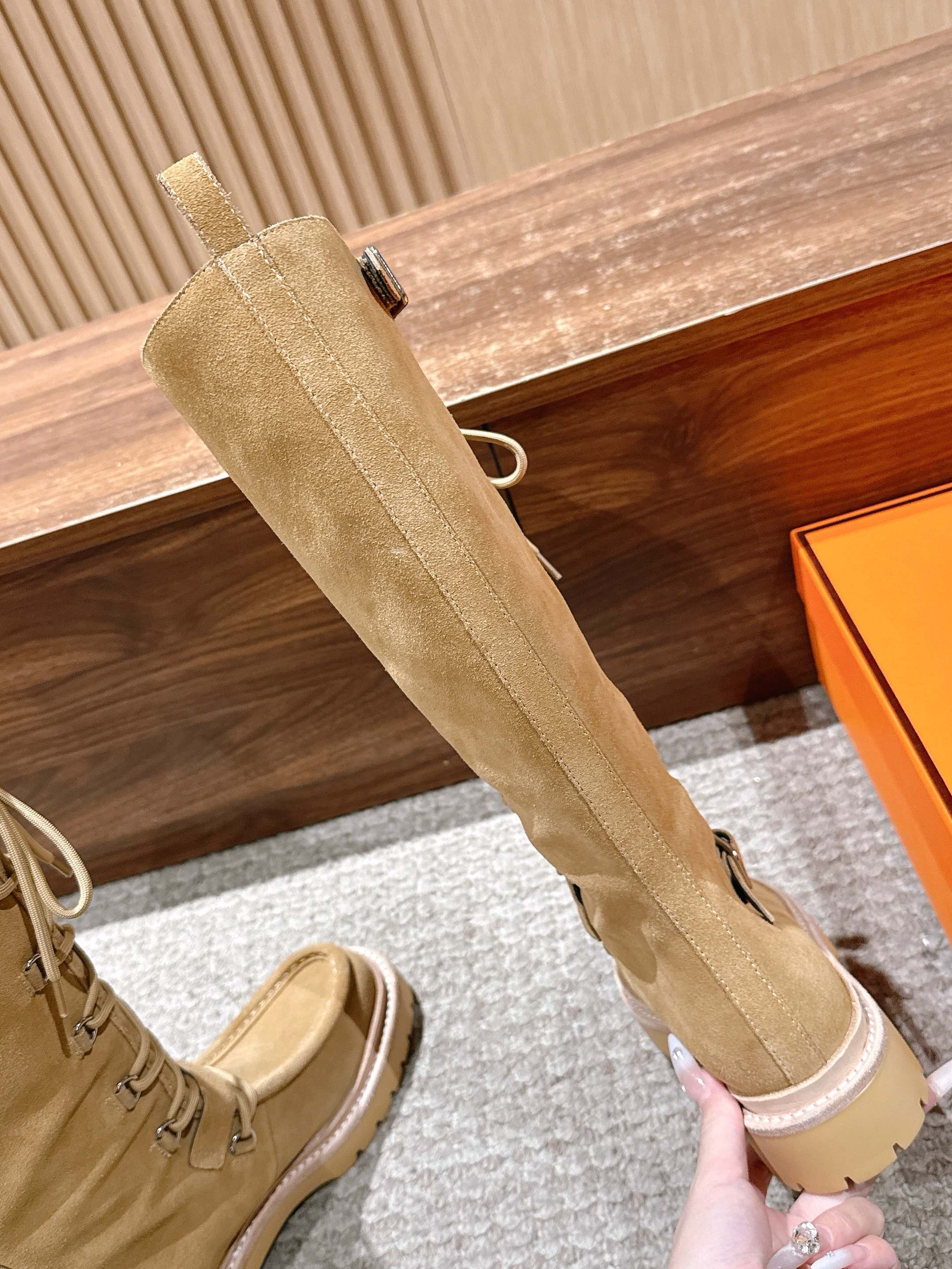 HM 25 High Boots Beige Suede 512534