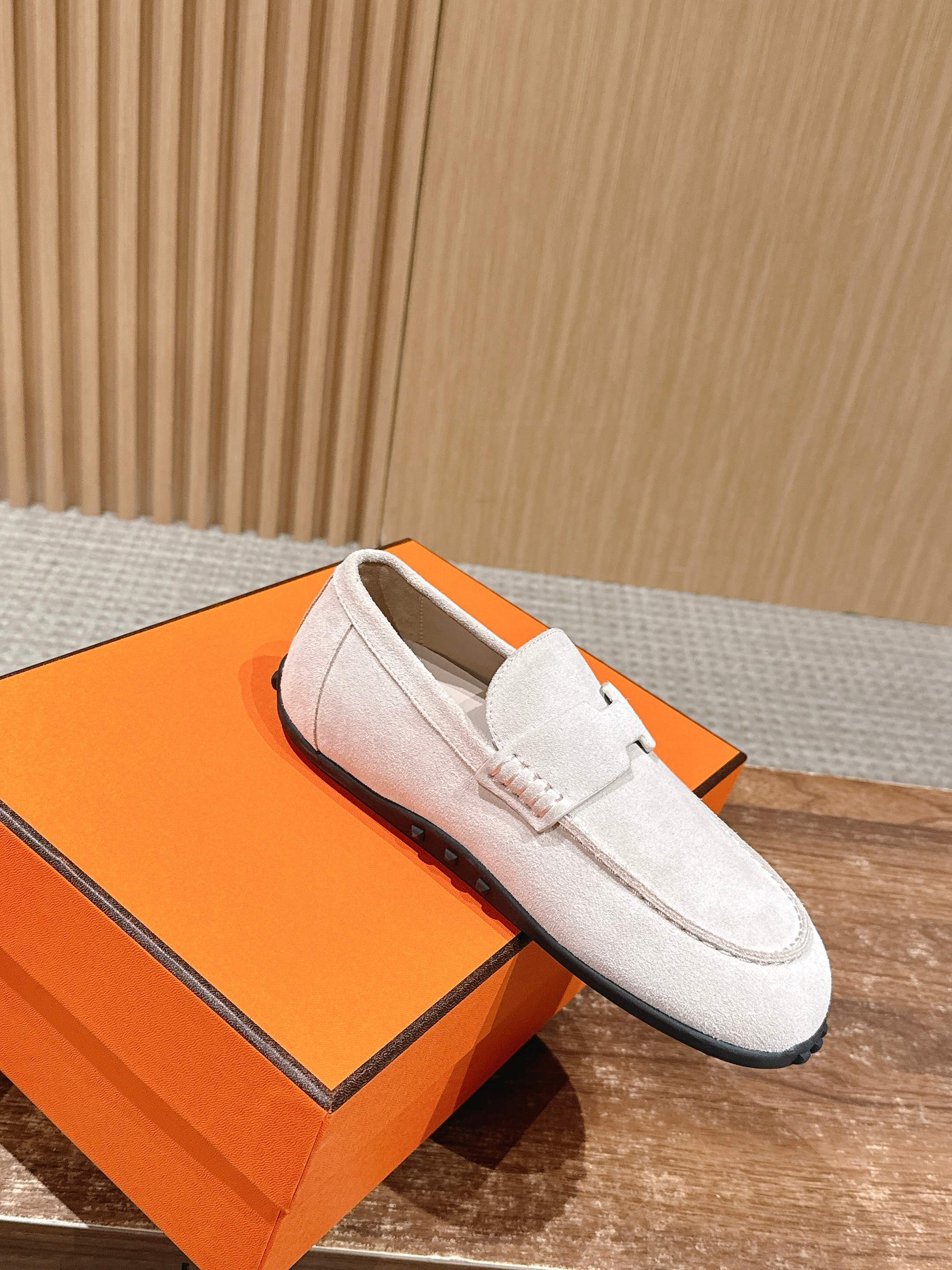 HM Lazy Loafers Light Mist Gray Suede 553760