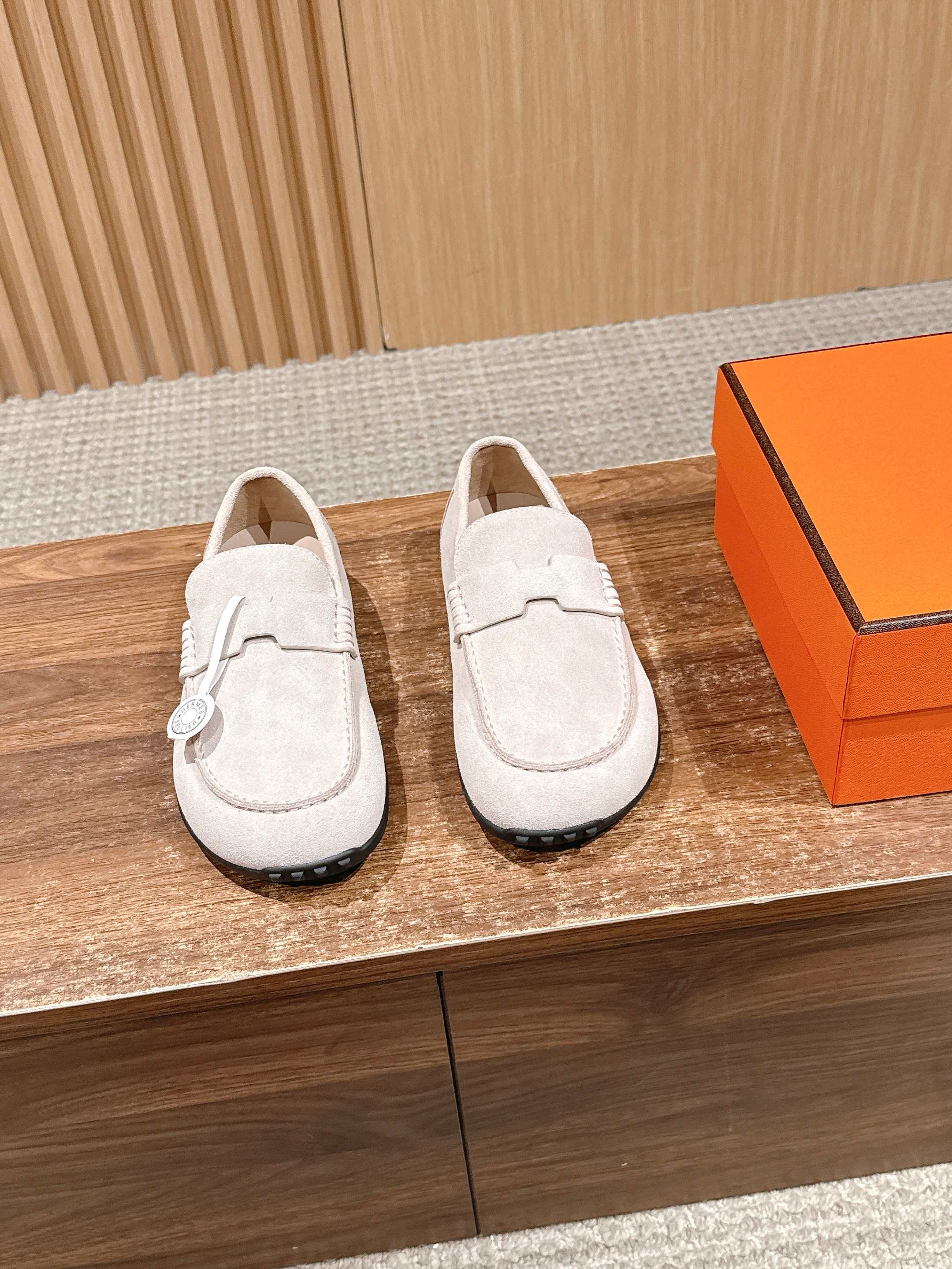 HM Lazy Loafers Light Mist Gray Suede 553760