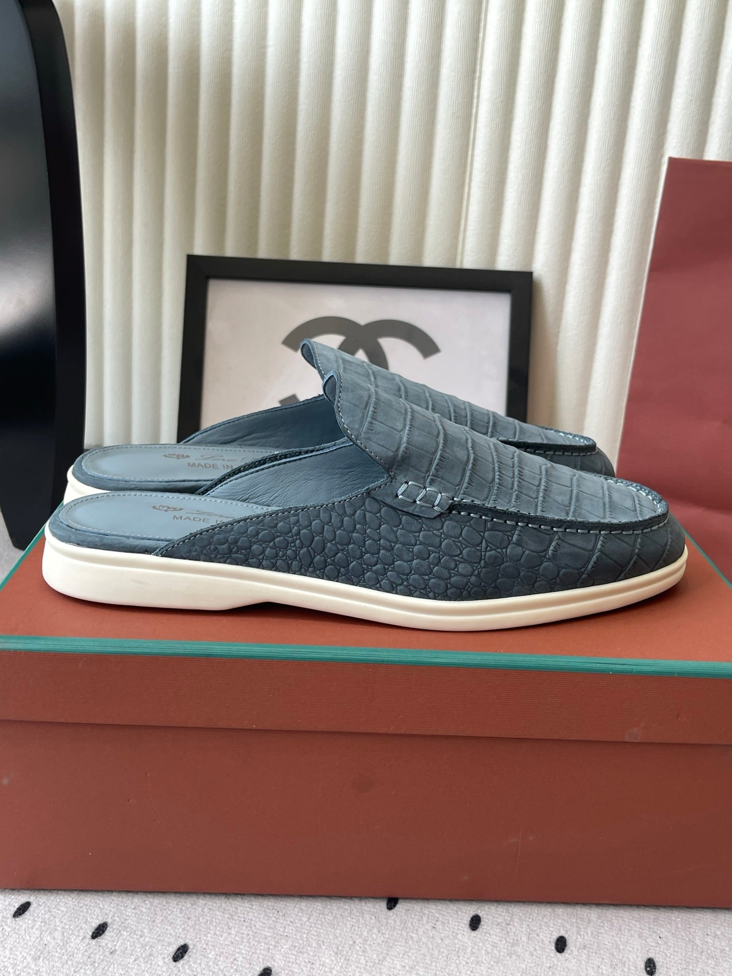 LP 26s Mule Loafers Stale Blue Crocodile-Embossed Leather 892429
