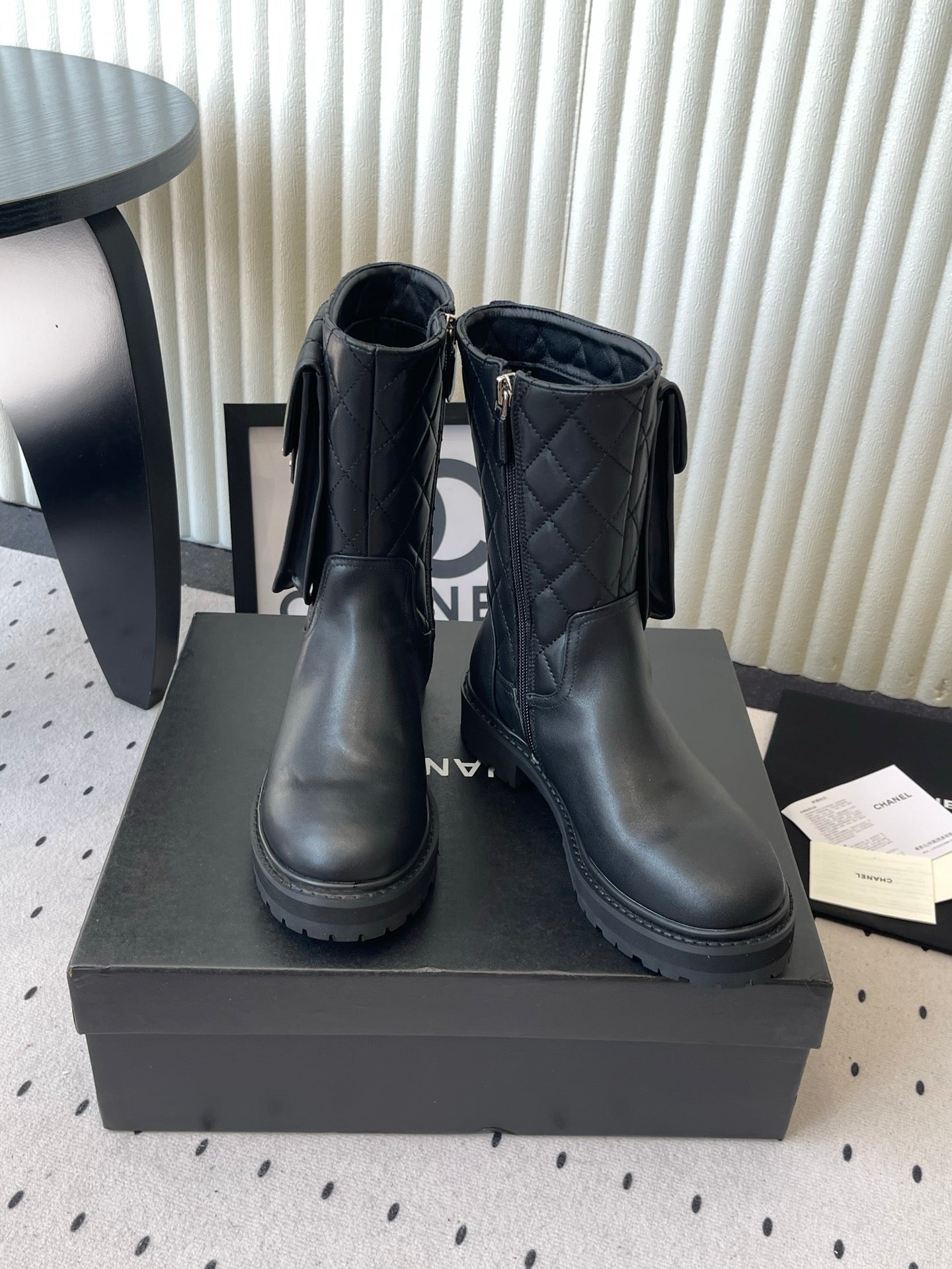 CC 26s Pouch Quilted Boots 3cm Black Leather 105716