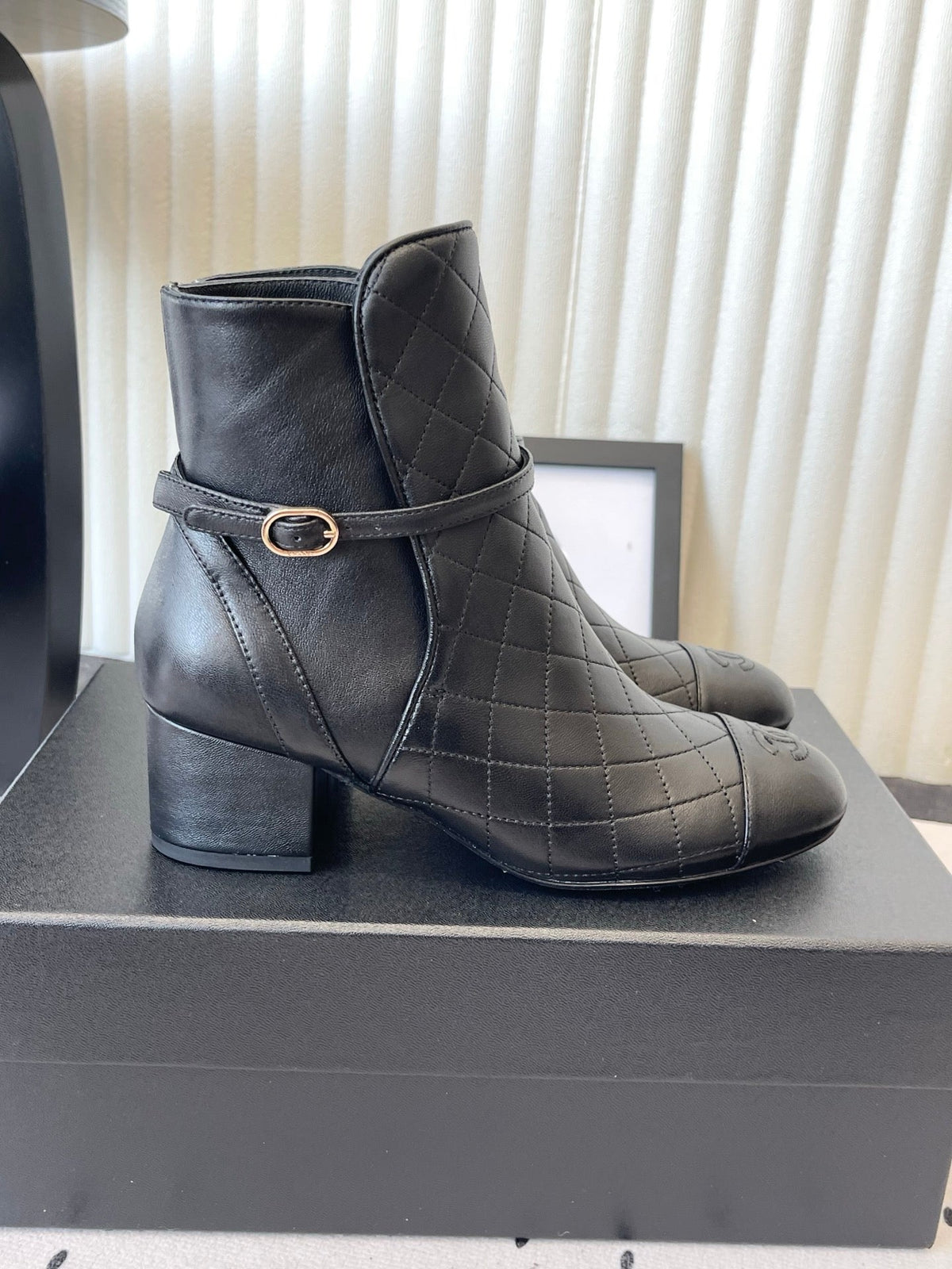 Chanel FW26 Quilted Ankle Short Boots 5cm Lambskin 190012
