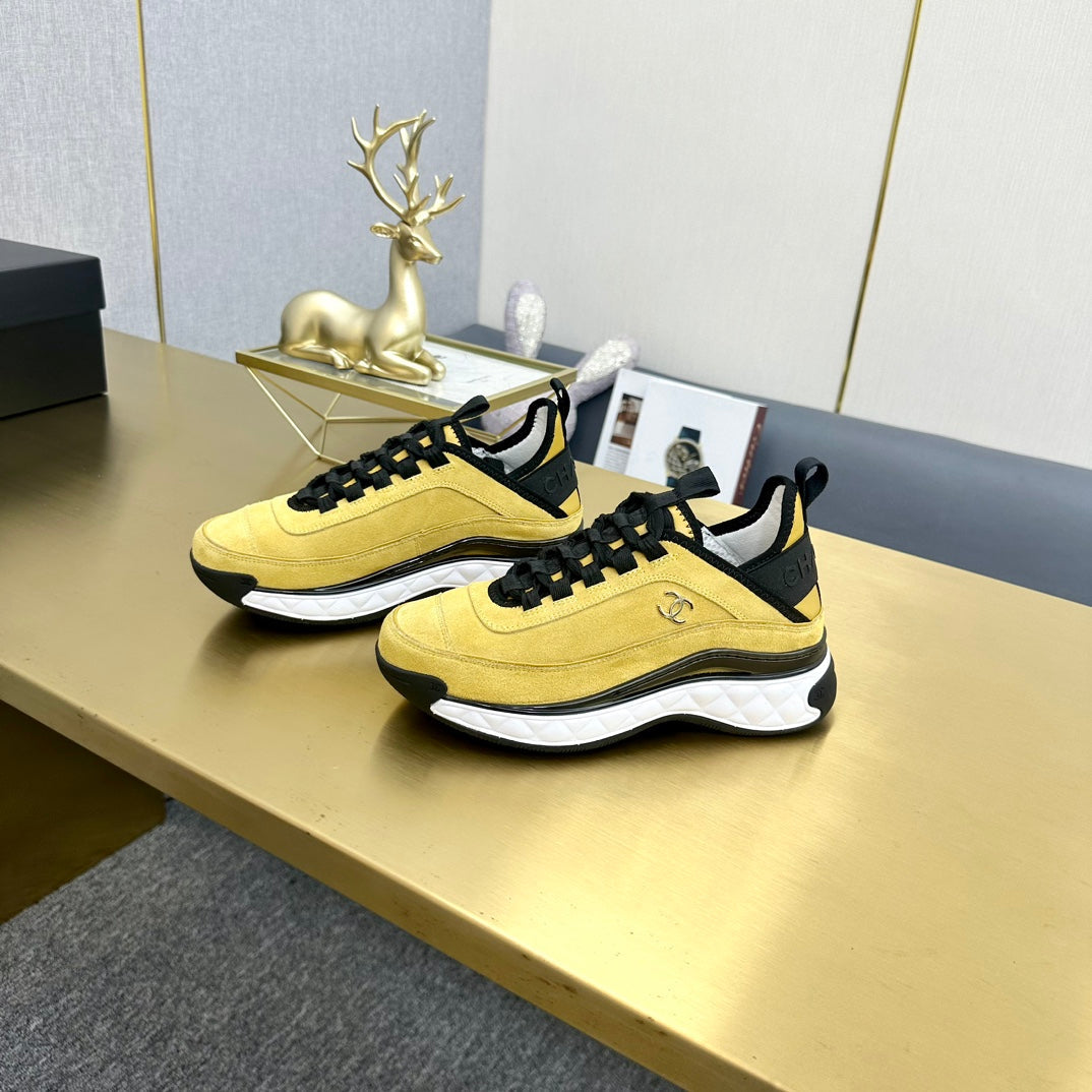 CC 26s Low-Top Chunky Sneakers Yellow Suede Mesh Textile 980822