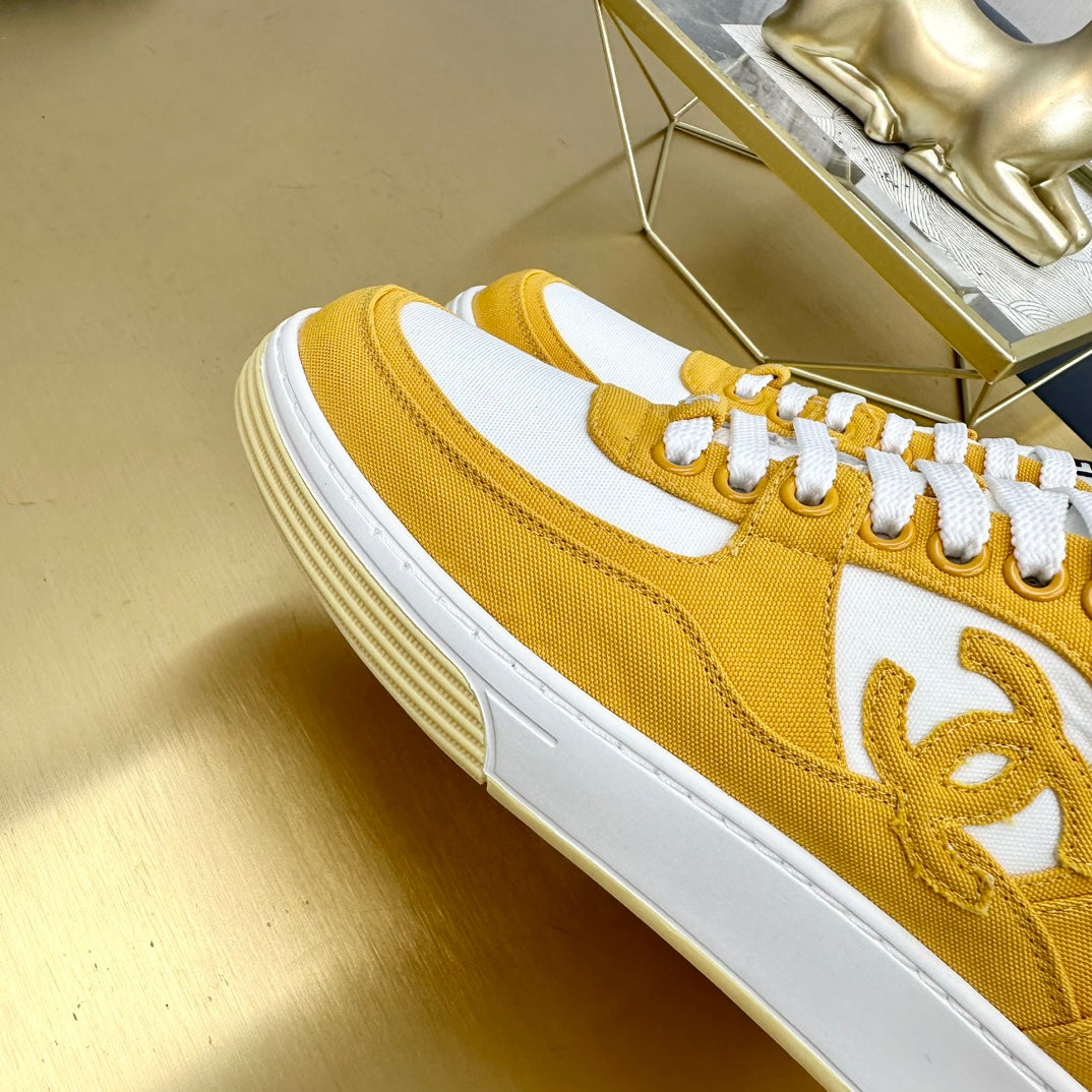 CC 24C Cruise Sneakers Yellow White Cotton 980932