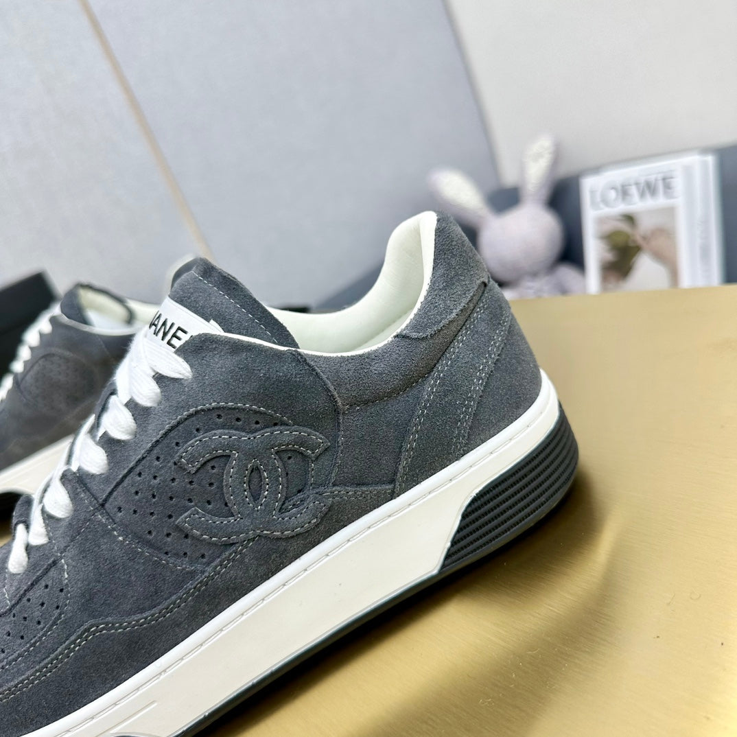 CC 24C Cruise Sneakers Grey Suede 980929