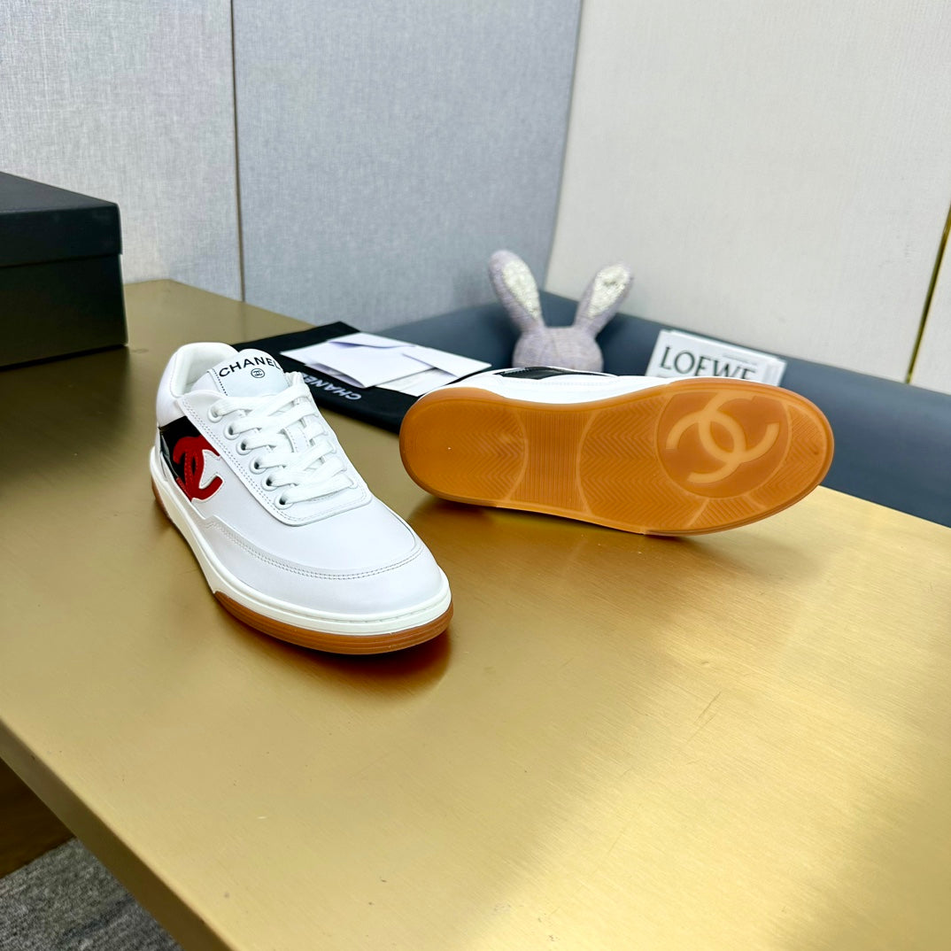 CC 2024 Interlocking Logo Sneakers White Red Cowhide 980924
