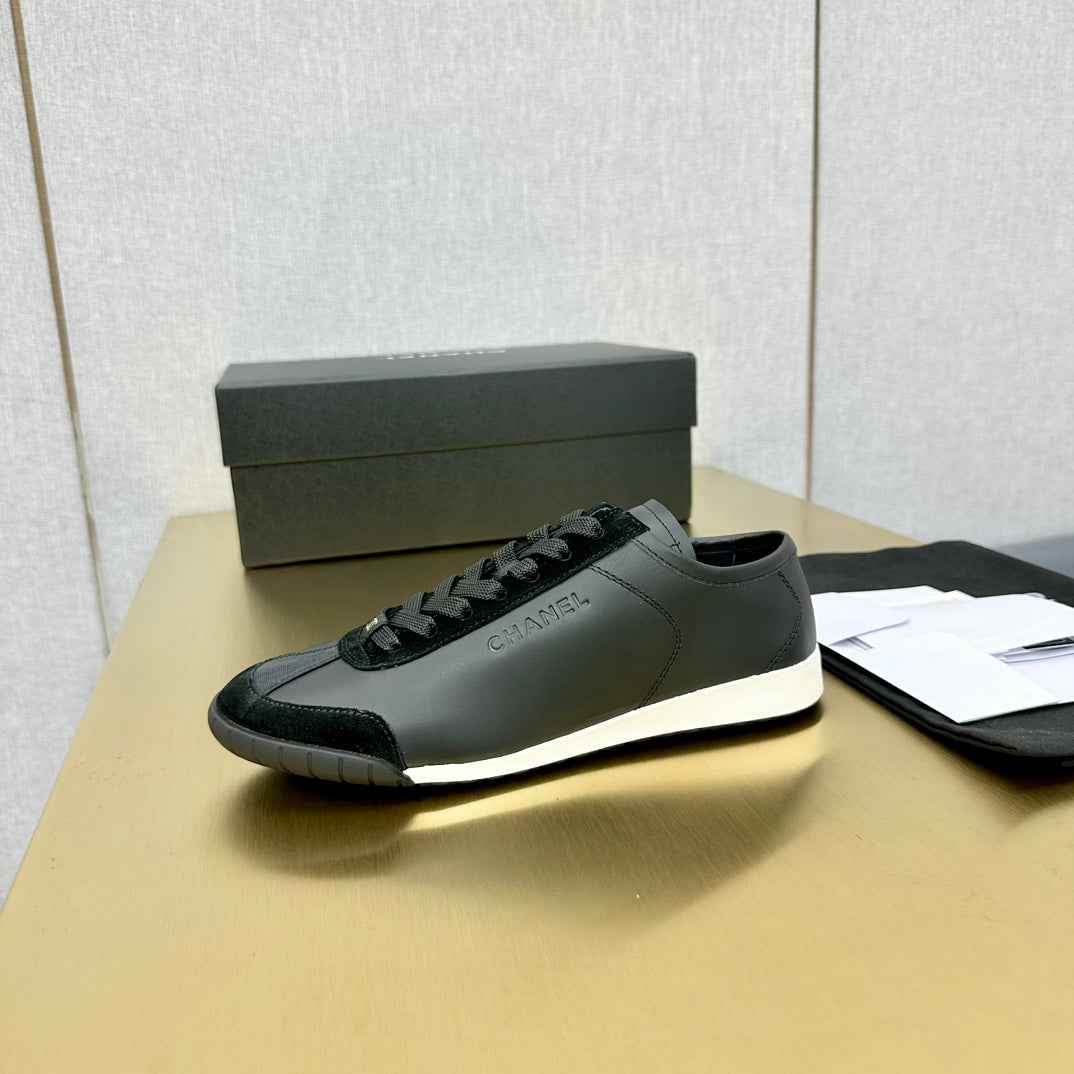 CC 26s Sneakers Black White Calfskin 140270