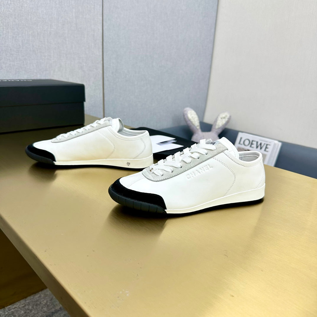 CC 26s Sneakers White Black Calfskin 140271
